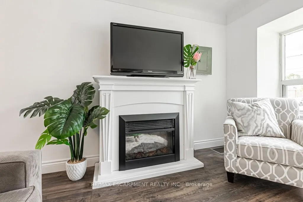 Photo 5 of 42 Sharon Avenue, Hamilton, Sunninghill — HOMEH