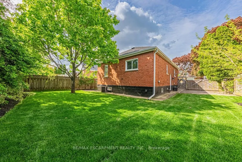Photo 48 of 42 Sharon Avenue, Hamilton, Sunninghill — HOMEH