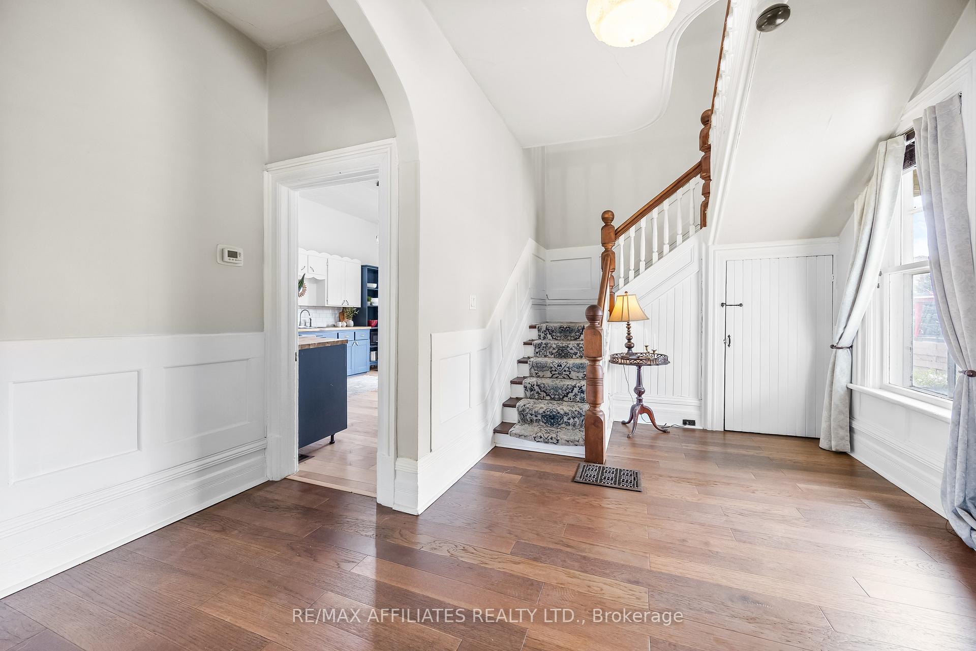 Photo 16 of 19 Winnifred Street N, Smiths Falls — HOMEH