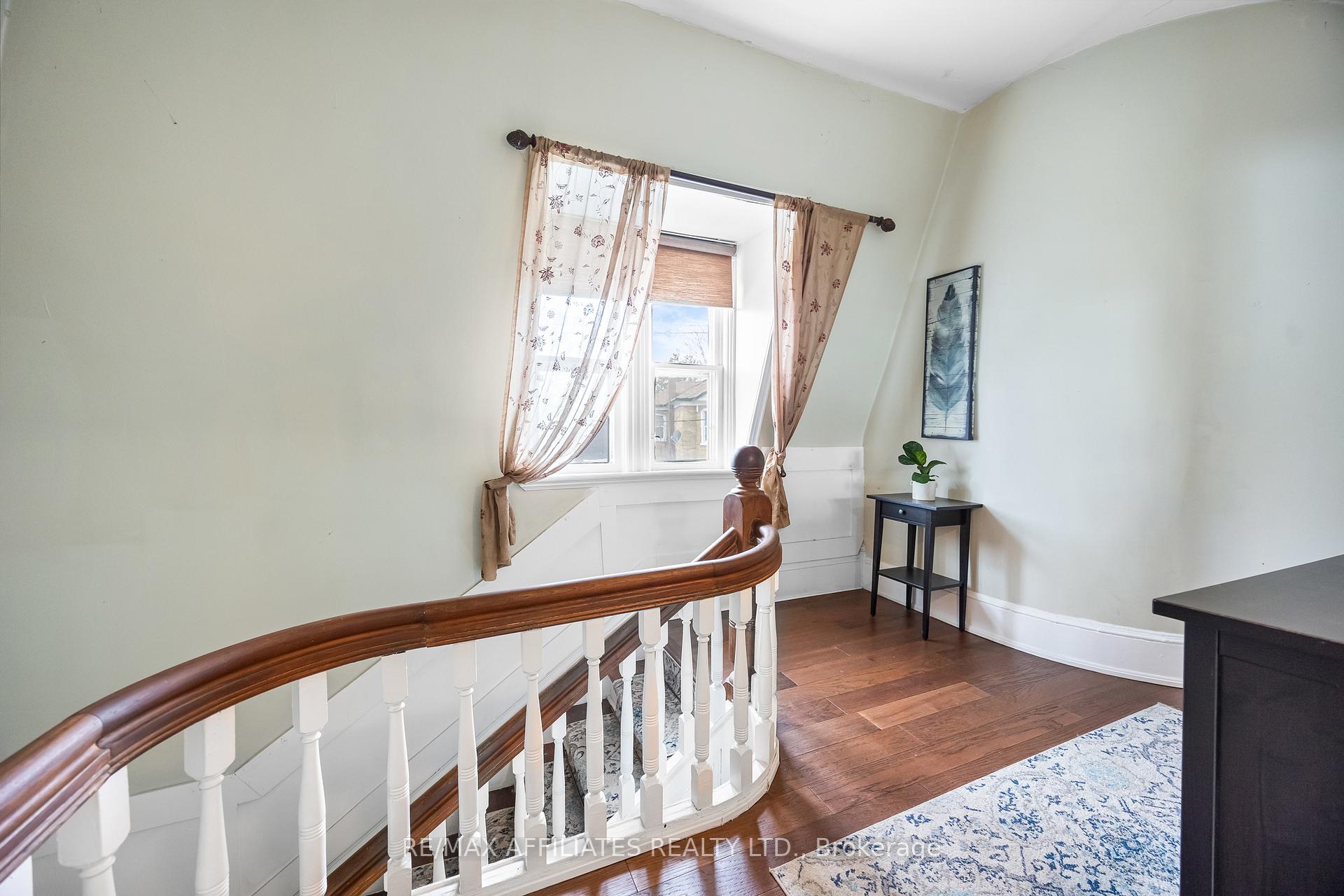 Photo 17 of 19 Winnifred Street N, Smiths Falls — HOMEH