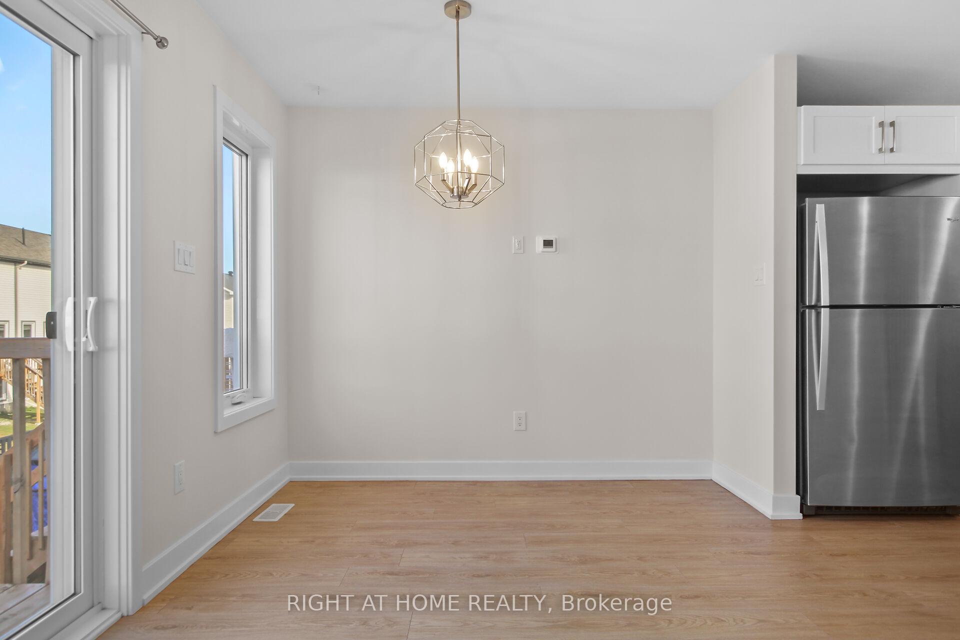 Photo 11 of 42 Whitcomb Crescent, Smiths Falls — HOMEH
