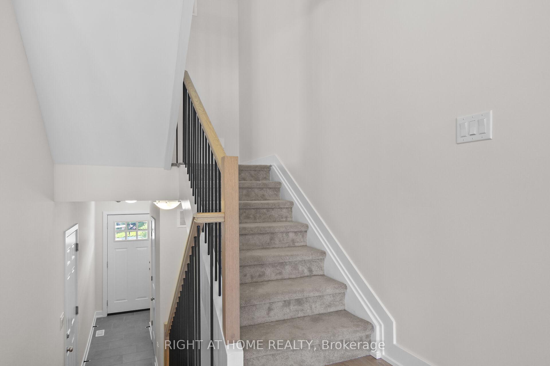 Photo 14 of 42 Whitcomb Crescent, Smiths Falls — HOMEH