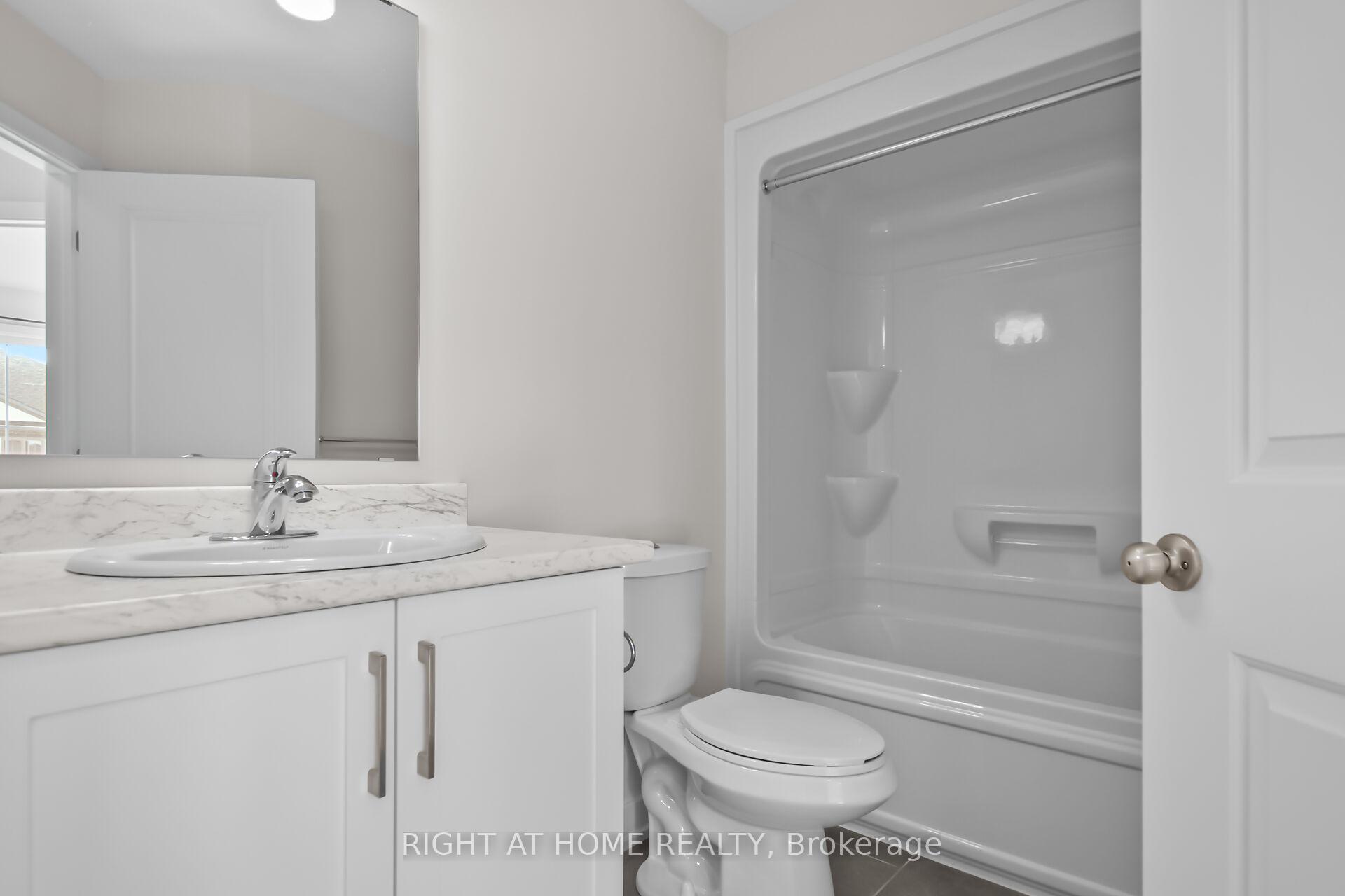 Photo 18 of 42 Whitcomb Crescent, Smiths Falls — HOMEH