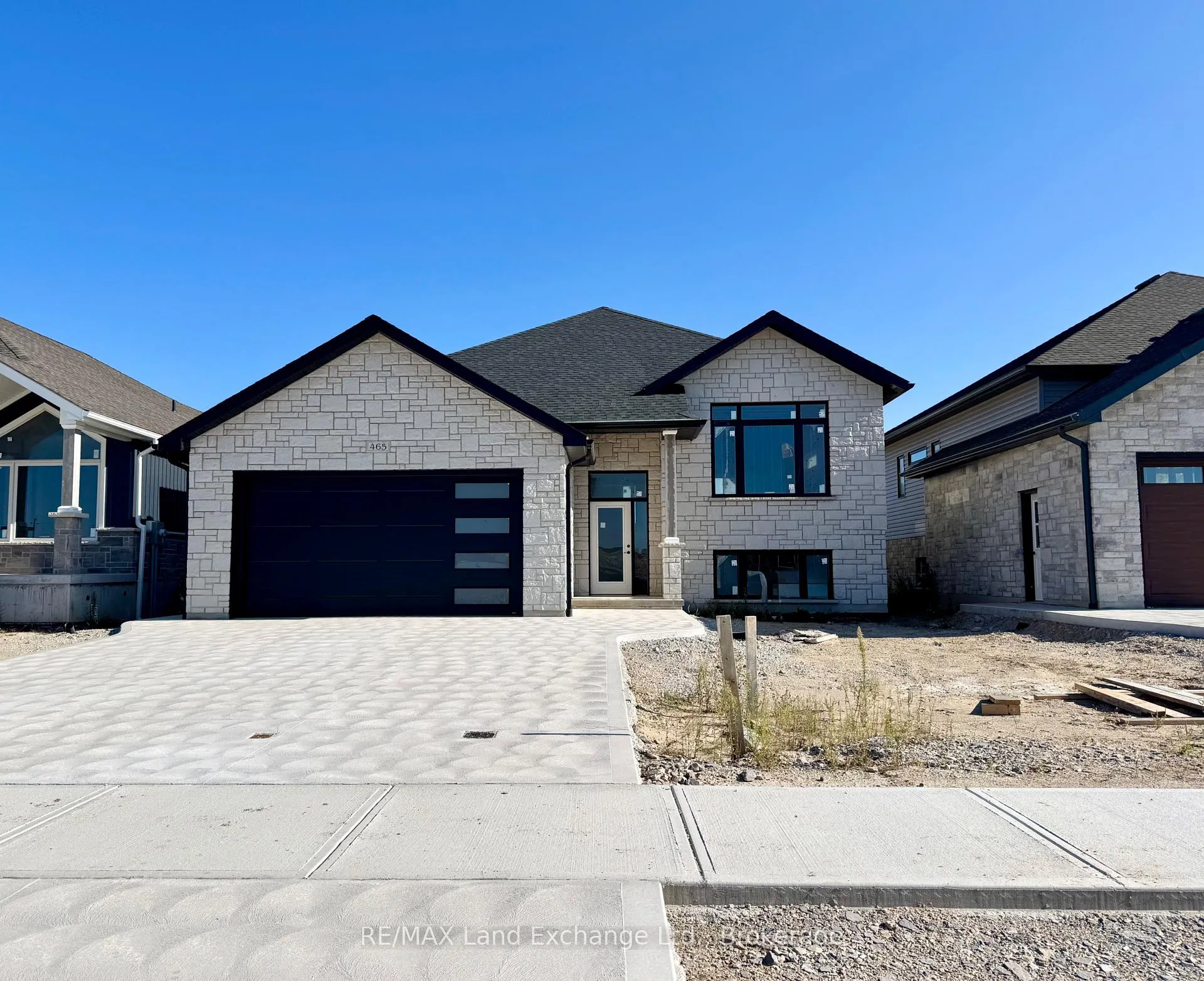 Photo of 465 Northport Drive