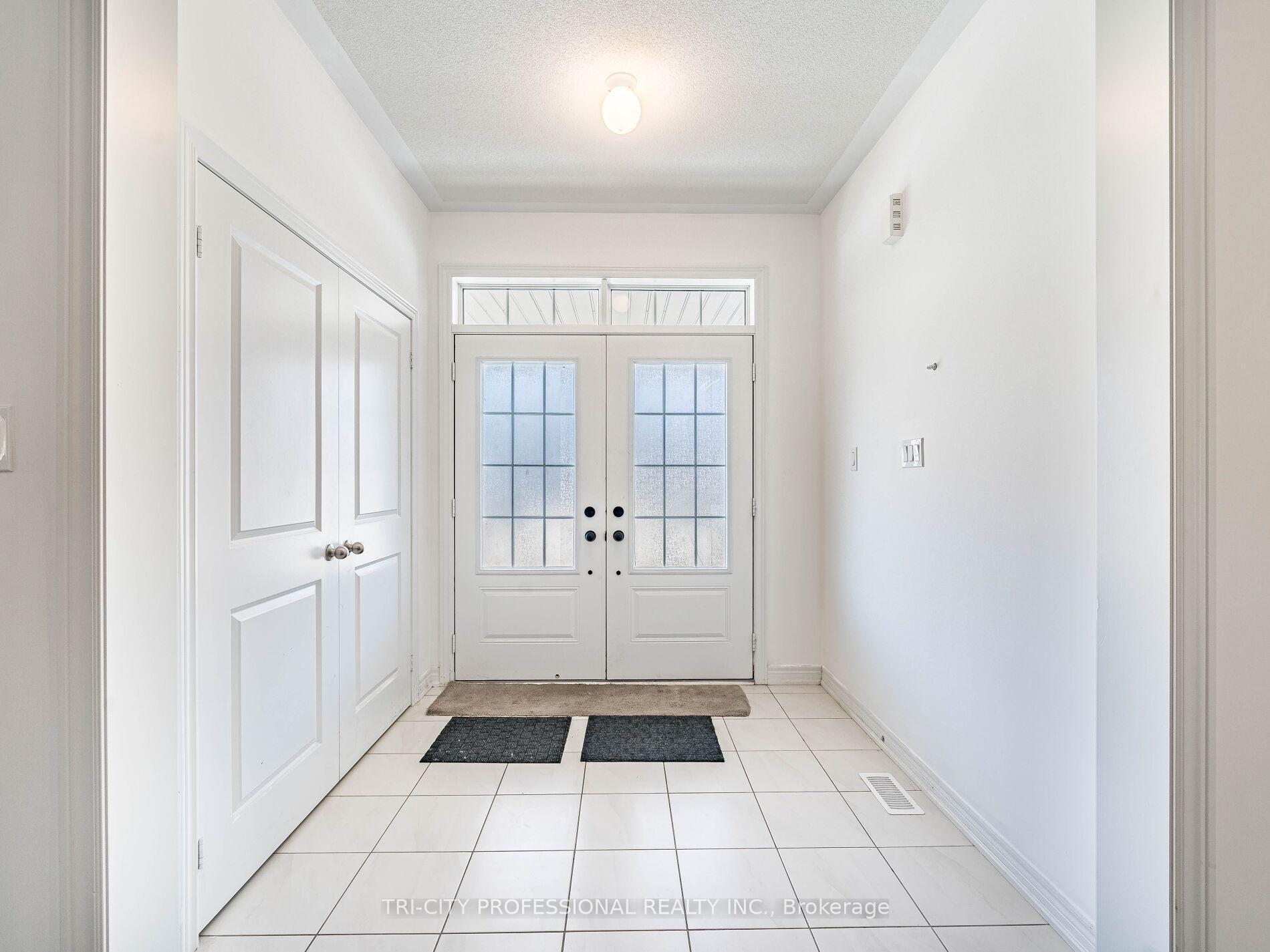 Photo 5 of 533 Red Elm Road, Shelburne — HOMEH