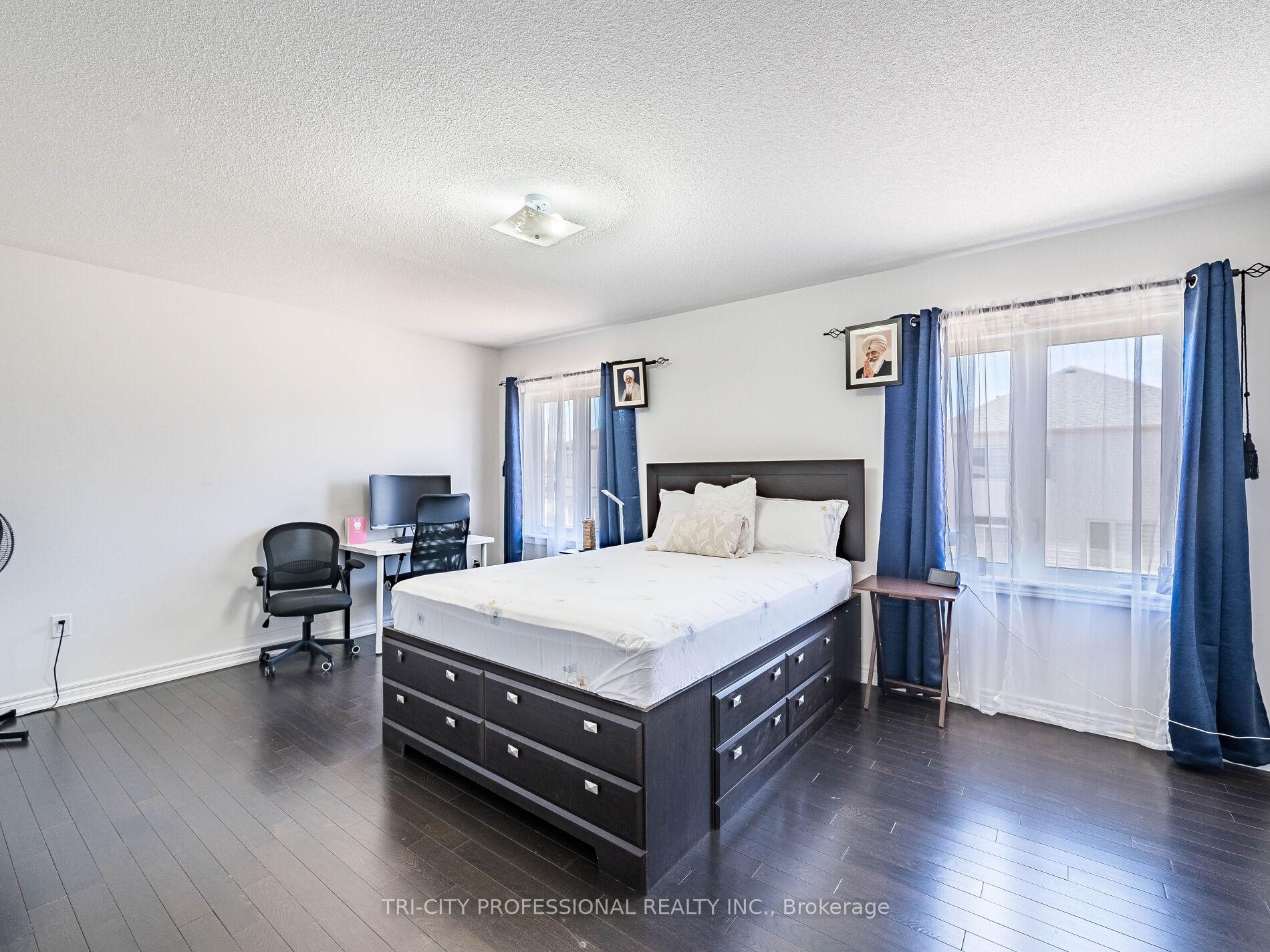 Photo 14 of 533 Red Elm Road, Shelburne — HOMEH