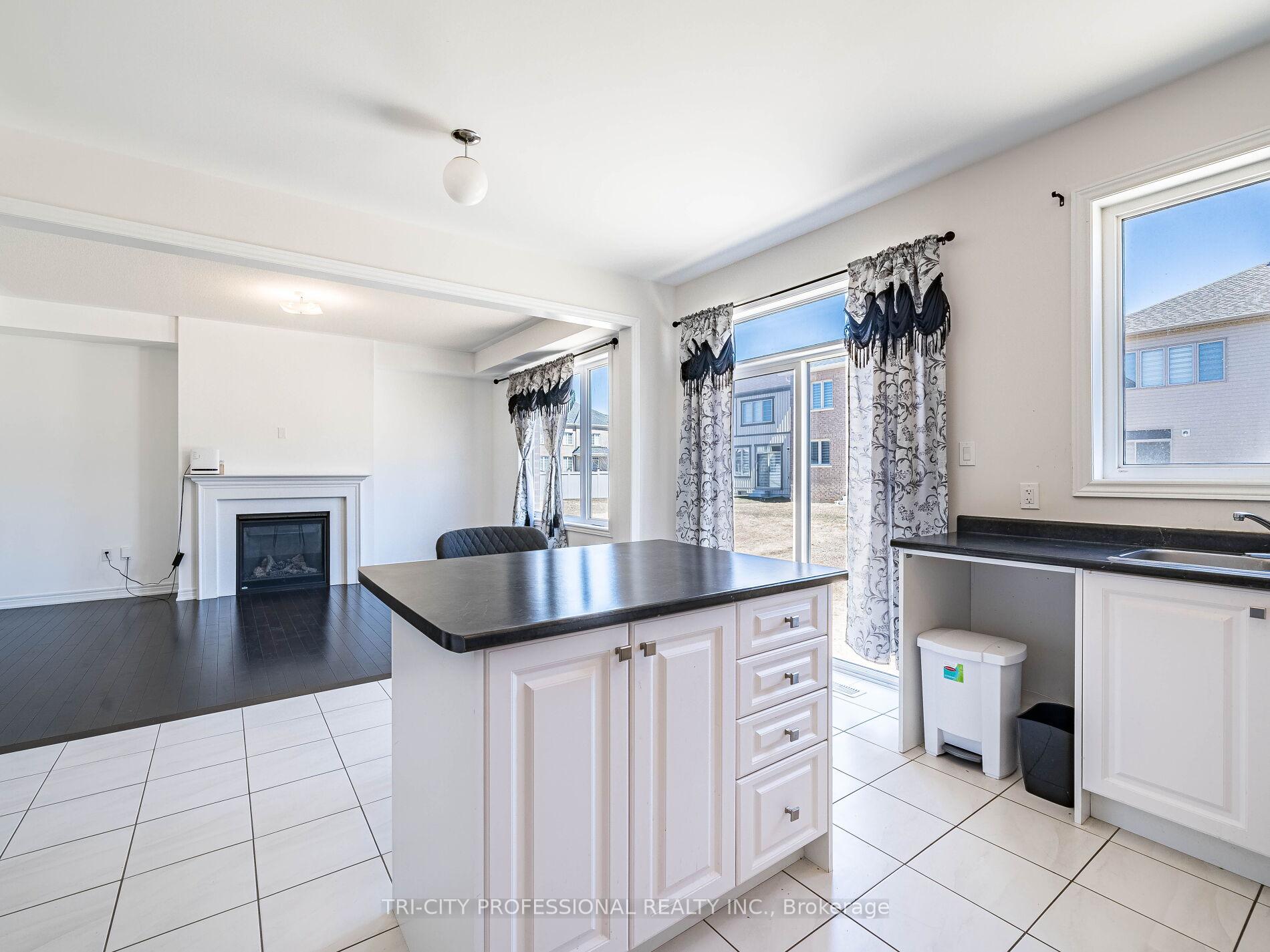 Photo 17 of 533 Red Elm Road, Shelburne — HOMEH