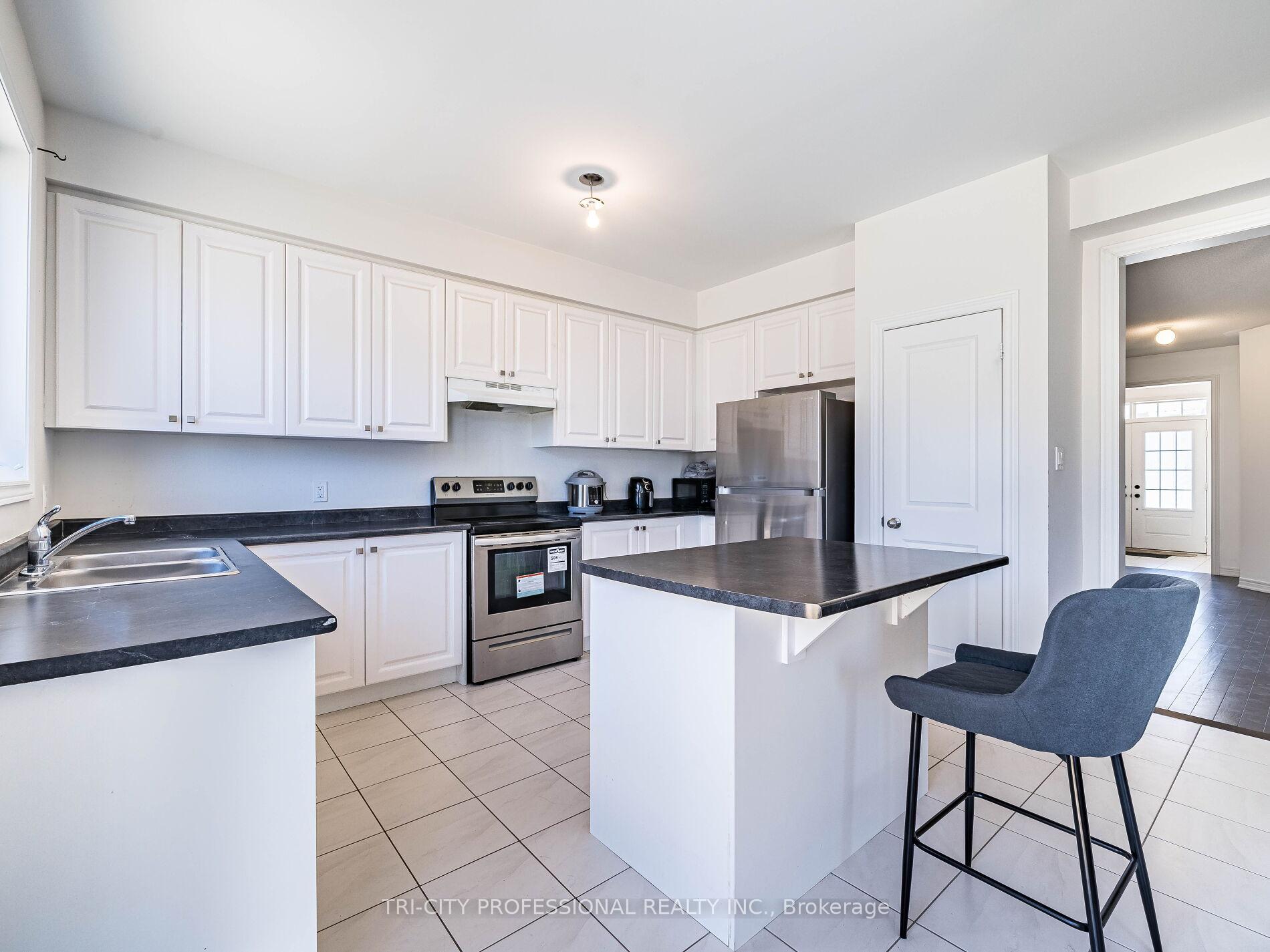 Photo 19 of 533 Red Elm Road, Shelburne — HOMEH