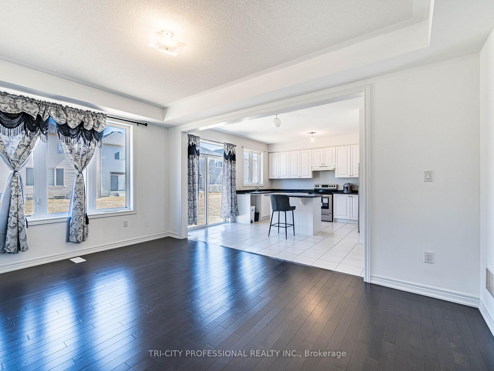 Photo 21 of 533 Red Elm Road, Shelburne — HOMEH