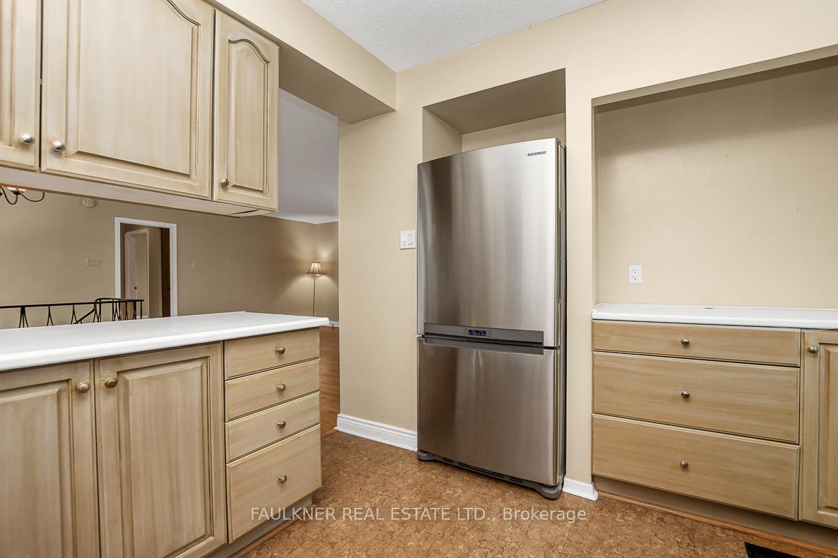 Photo 14 of 5 Lavina Crescent, Ottawa, Leslie Park — HOMEH