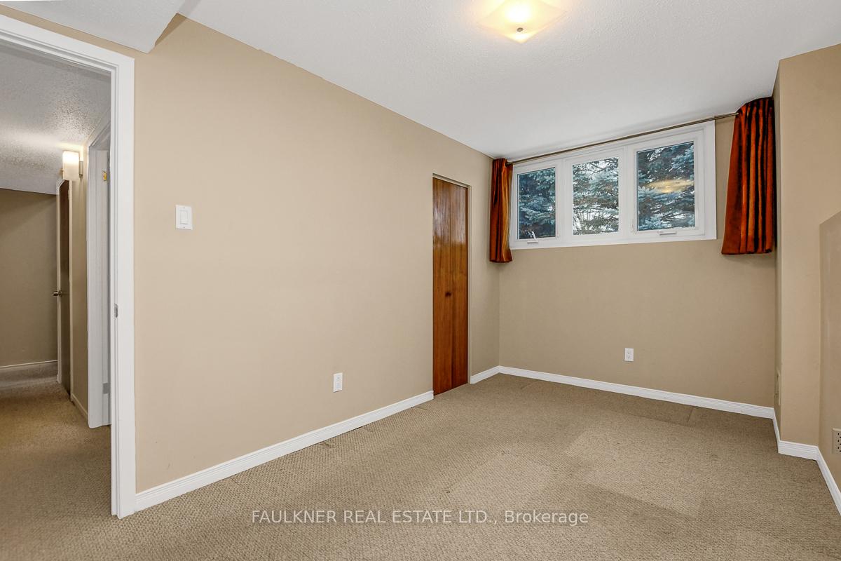Photo 23 of 5 Lavina Crescent, Ottawa, Leslie Park — HOMEH