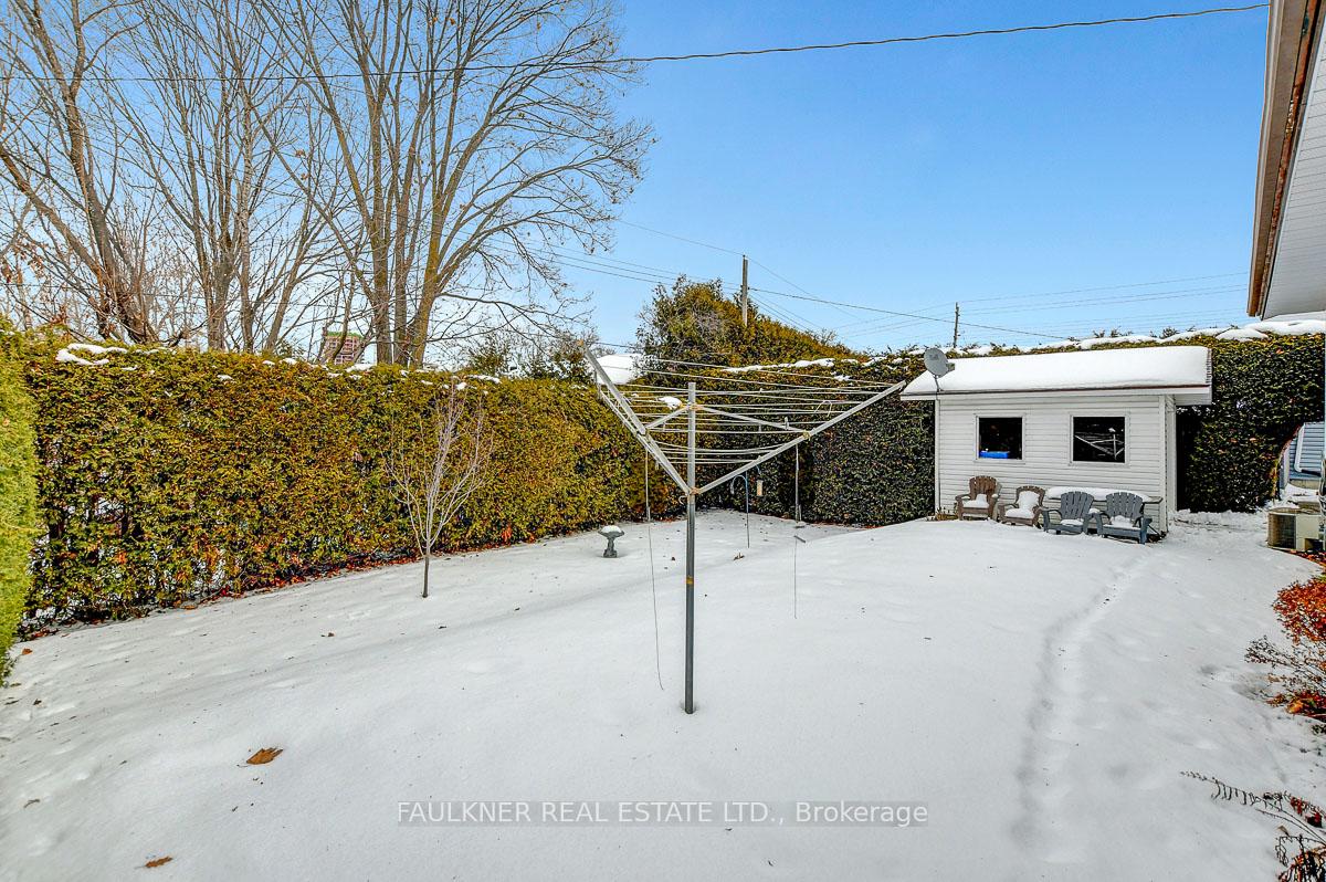 Photo 36 of 5 Lavina Crescent, Ottawa, Leslie Park — HOMEH