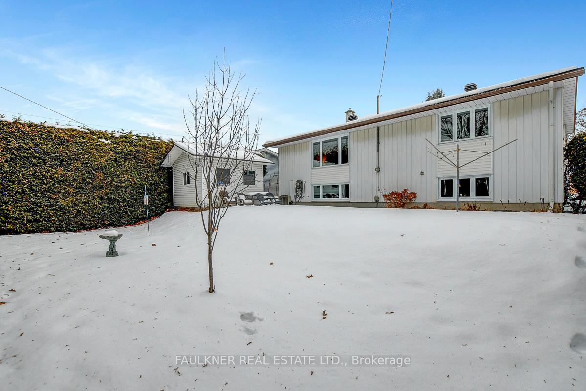 Photo 38 of 5 Lavina Crescent, Ottawa, Leslie Park — HOMEH