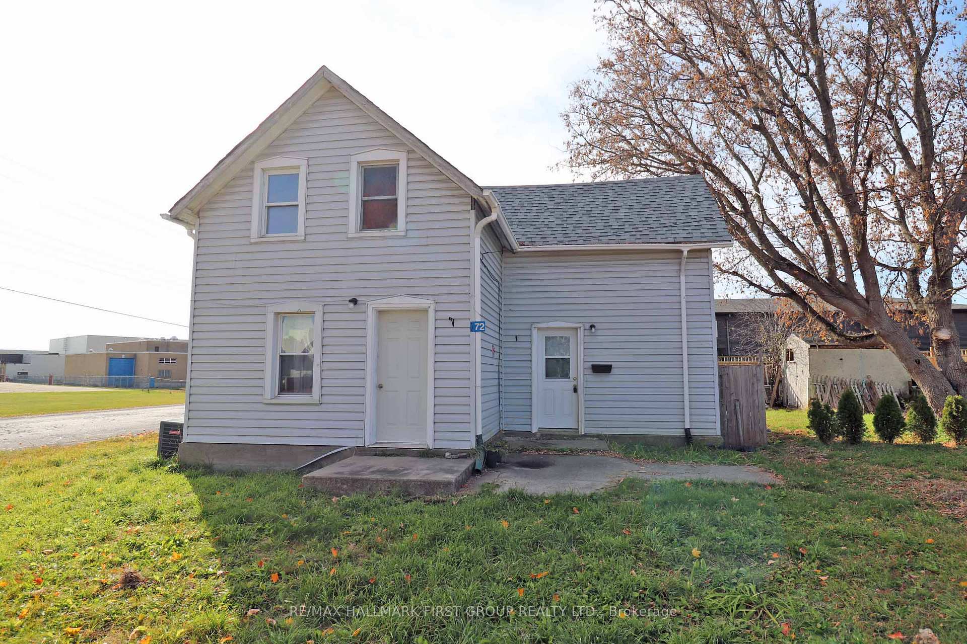 Photo 1 of 72 Alice Street, Smiths Falls — HOMEH