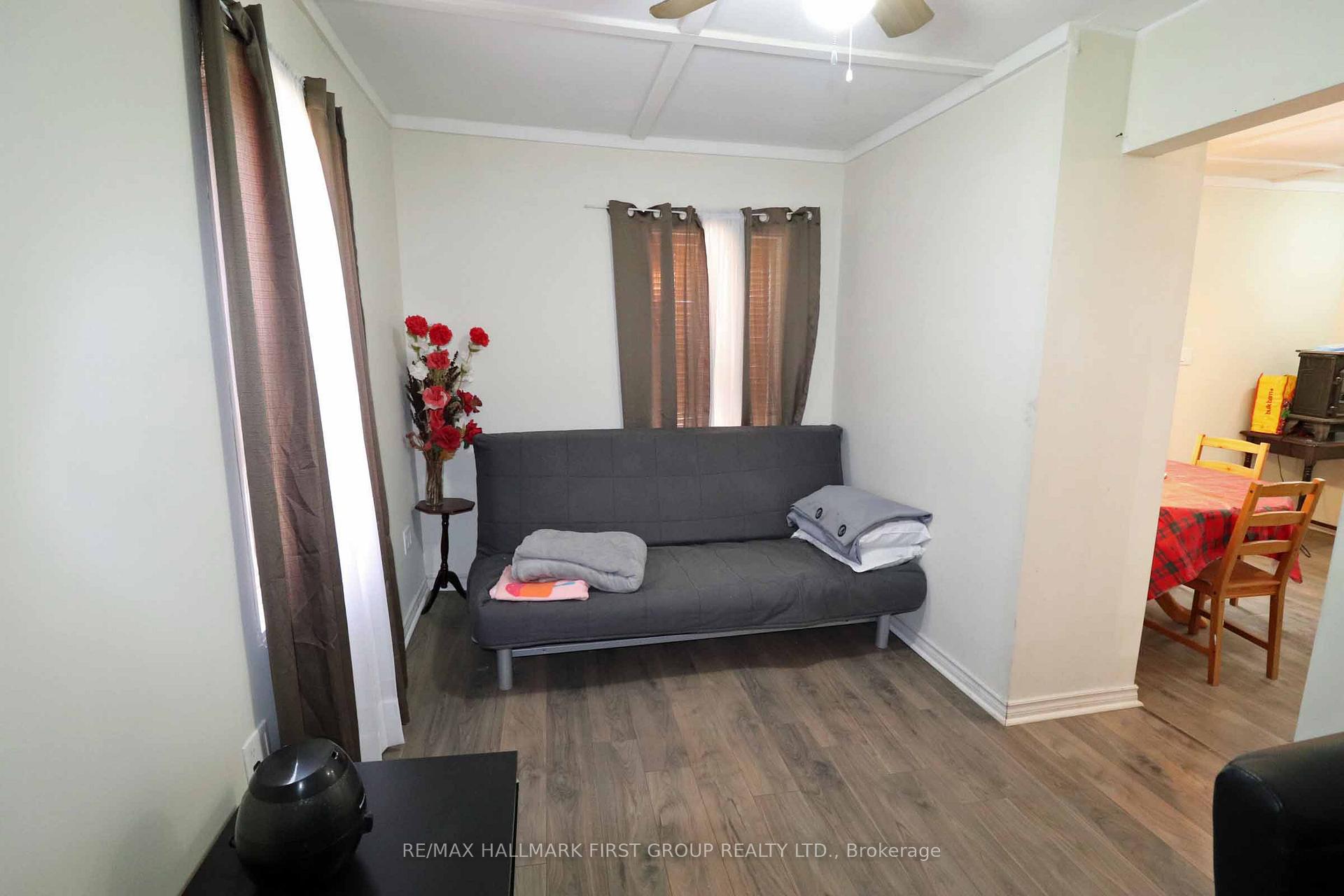Photo 19 of 72 Alice Street, Smiths Falls — HOMEH