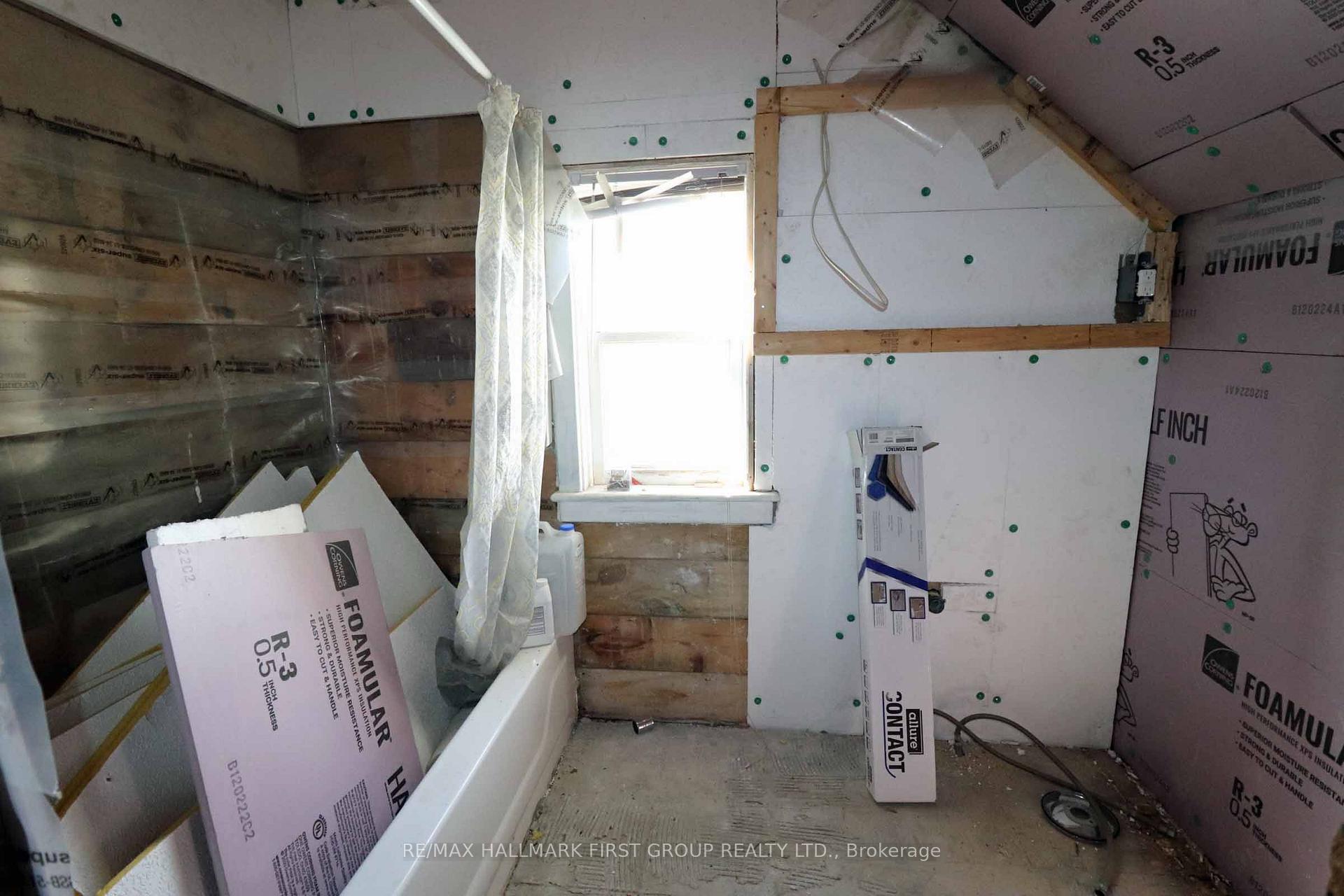 Photo 22 of 72 Alice Street, Smiths Falls — HOMEH