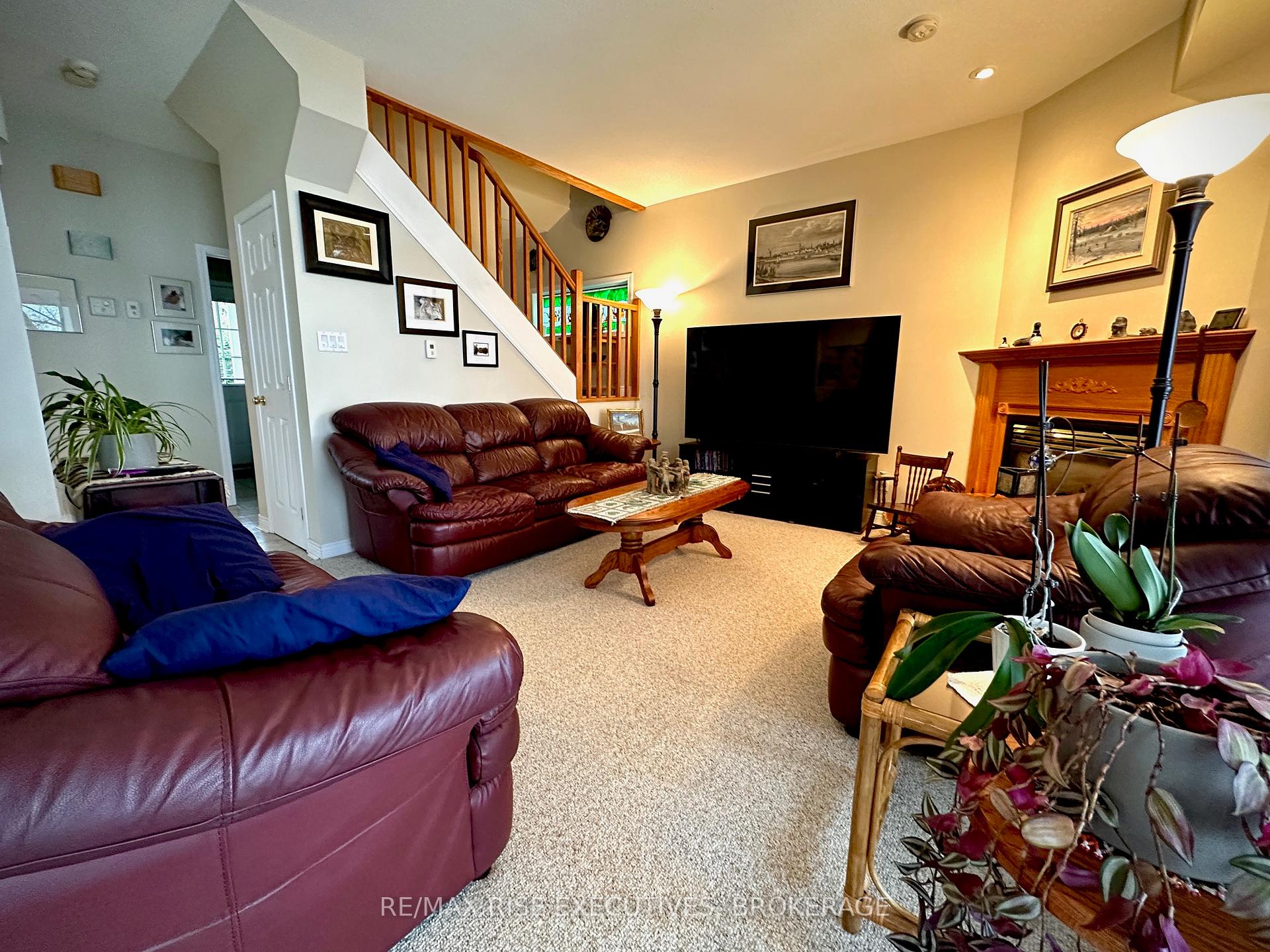 Photo 4 of 74 Pegg Road, Rideau Lakes, Rideau Lakes (South Elmsley) Twp — HOMEH