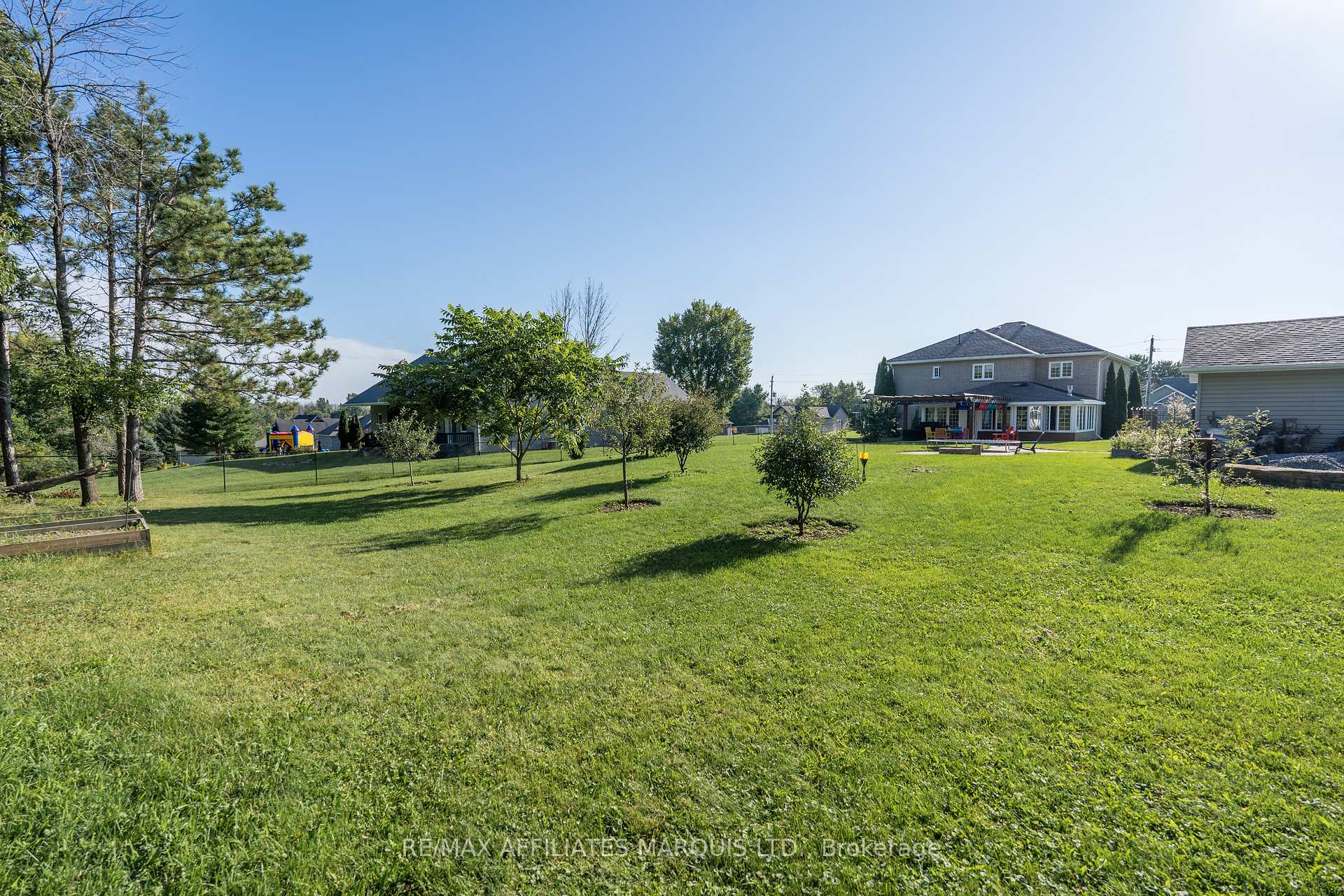 Photo 6 of 6547 Sapphire Drive, South Glengarry, South Glengarry (Charlottenburgh) Twp — HOMEH