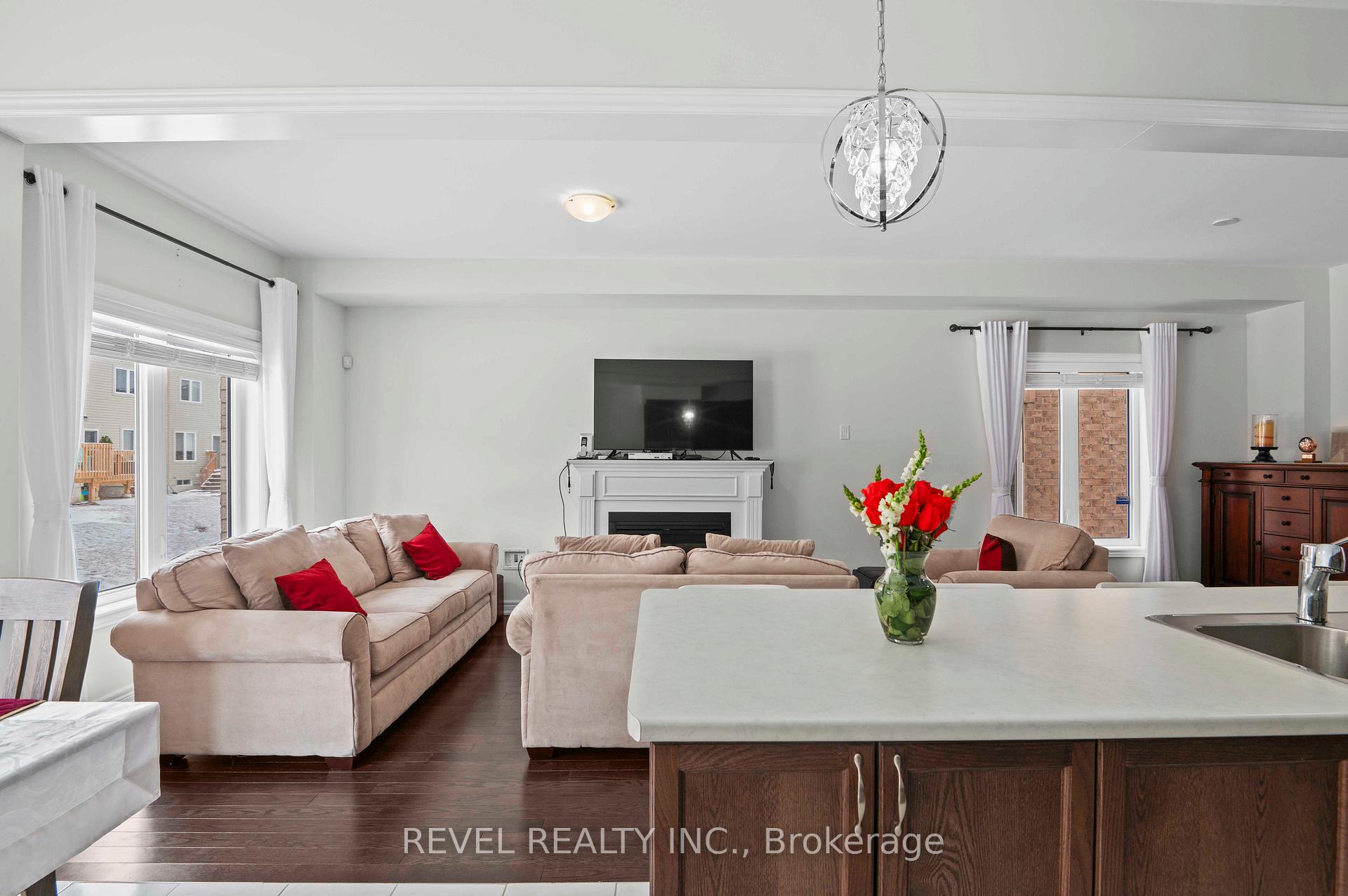 Photo 22 of 212 Barnett Drive, Shelburne — HOMEH