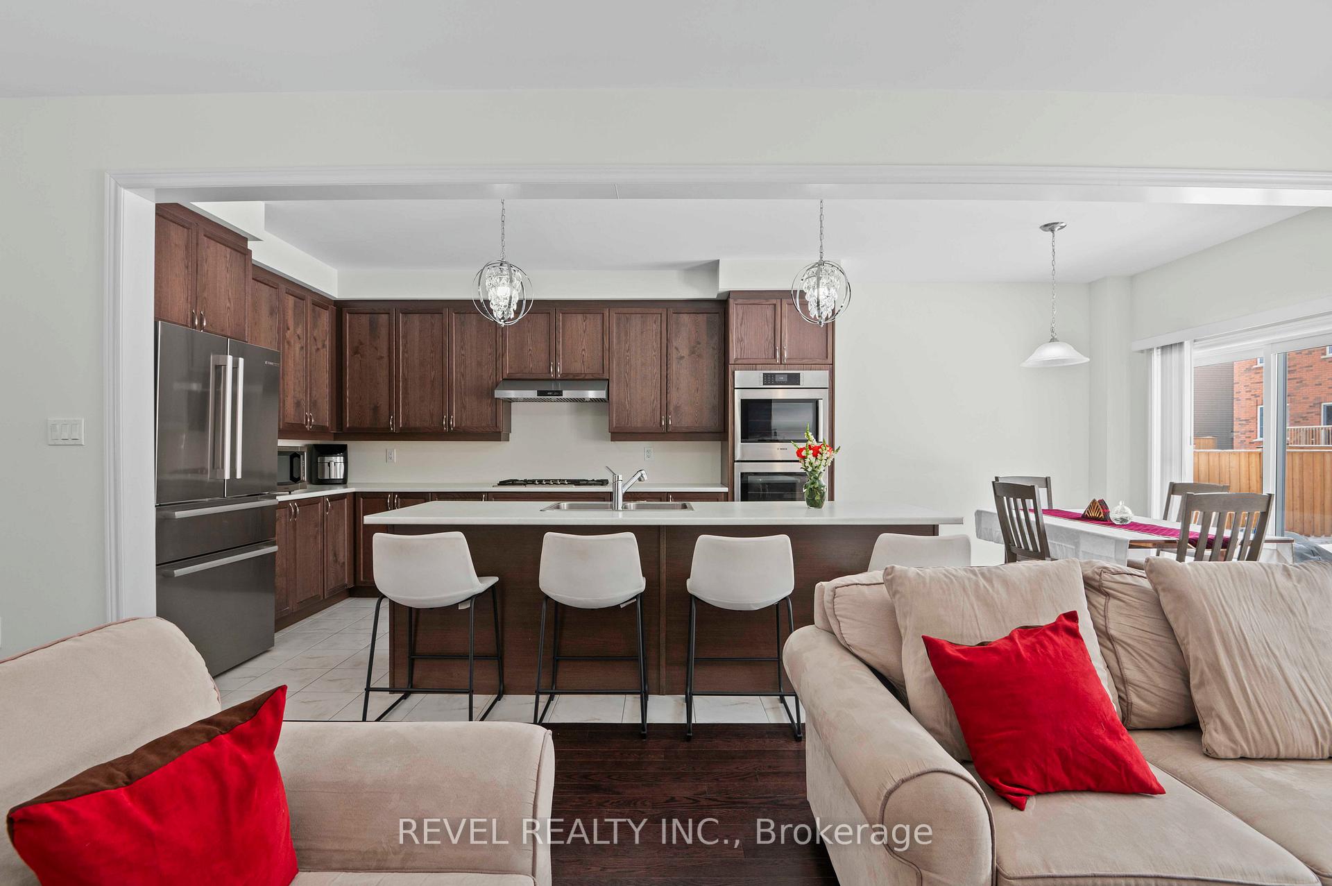 Photo 26 of 212 Barnett Drive, Shelburne — HOMEH