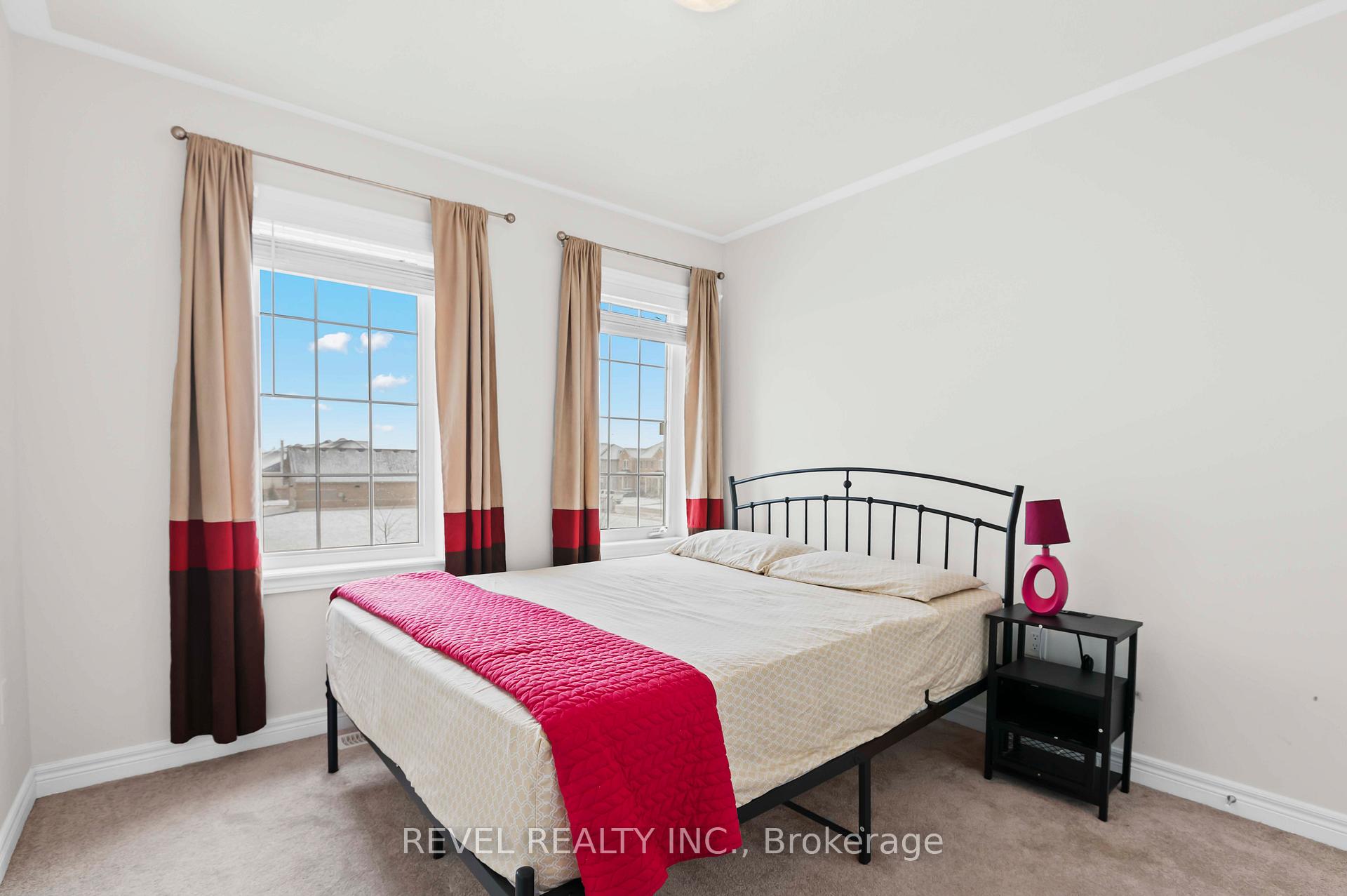 Photo 33 of 212 Barnett Drive, Shelburne — HOMEH