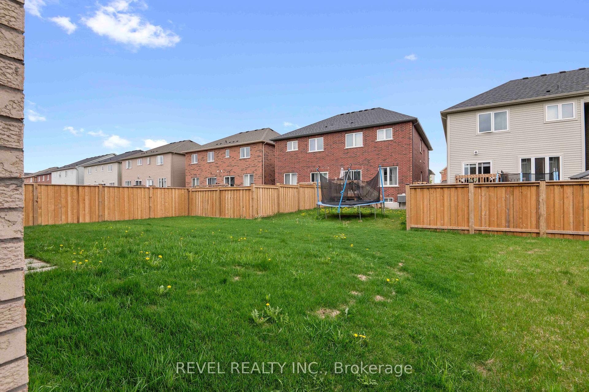 Photo 47 of 212 Barnett Drive, Shelburne — HOMEH