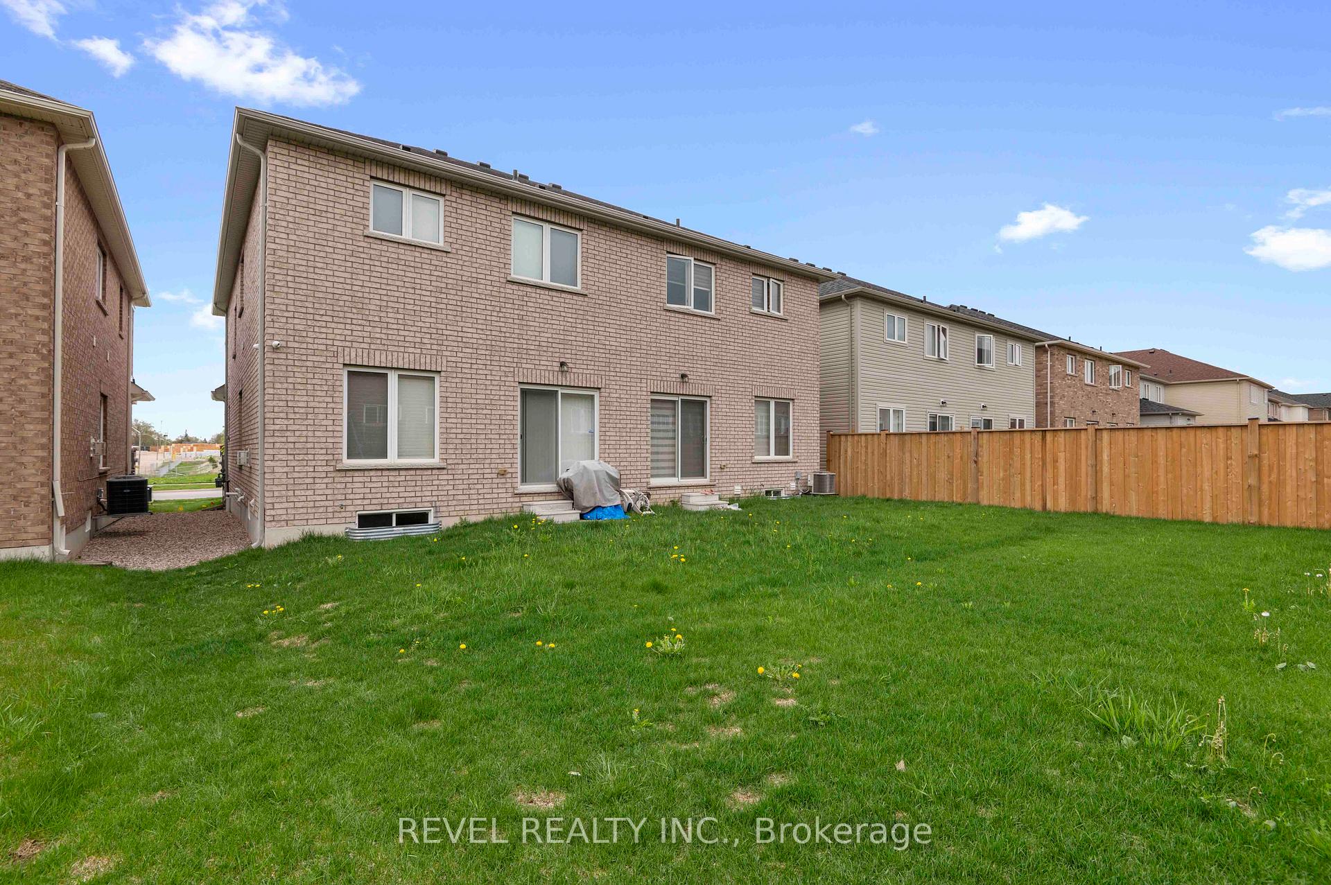 Photo 48 of 212 Barnett Drive, Shelburne — HOMEH