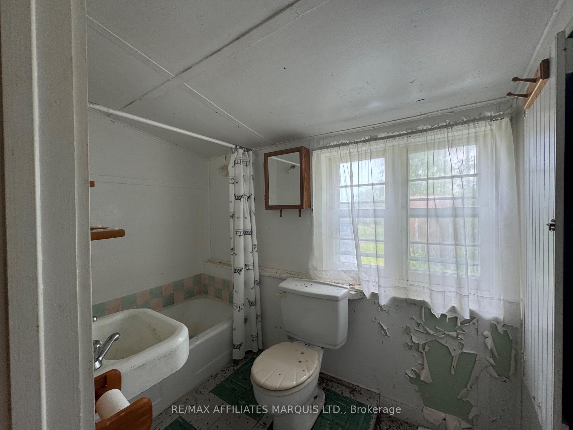 Photo 16 of 19446 Gore Road, South Glengarry, South Glengarry (Charlottenburgh) Twp — HOMEH