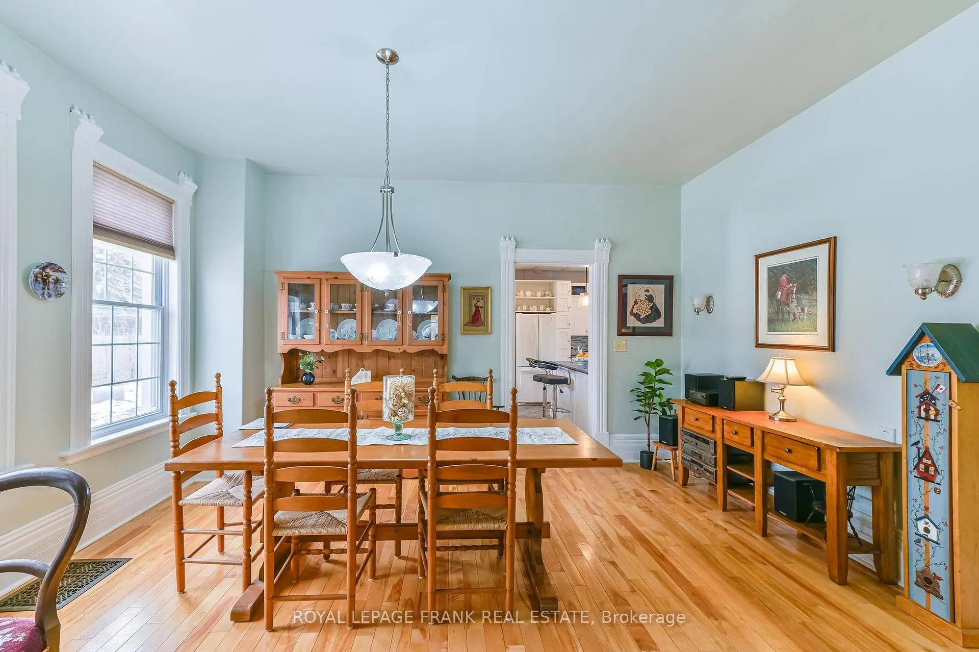 Photo 9 of 865 Parkhill Road W, Peterborough, Monaghan Ward 2 — HOMEH