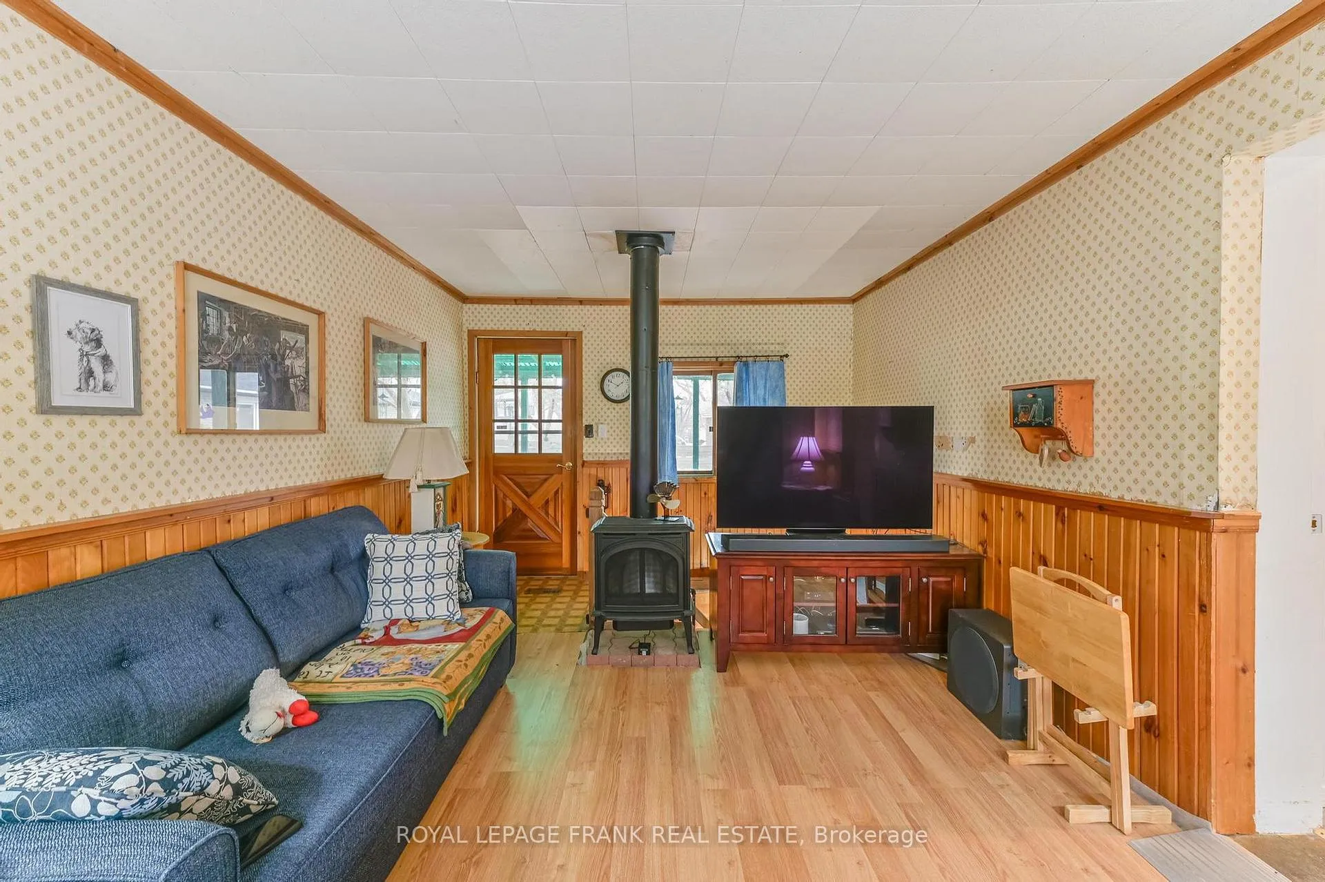 Photo 19 of 865 Parkhill Road W, Peterborough, Monaghan Ward 2 — HOMEH