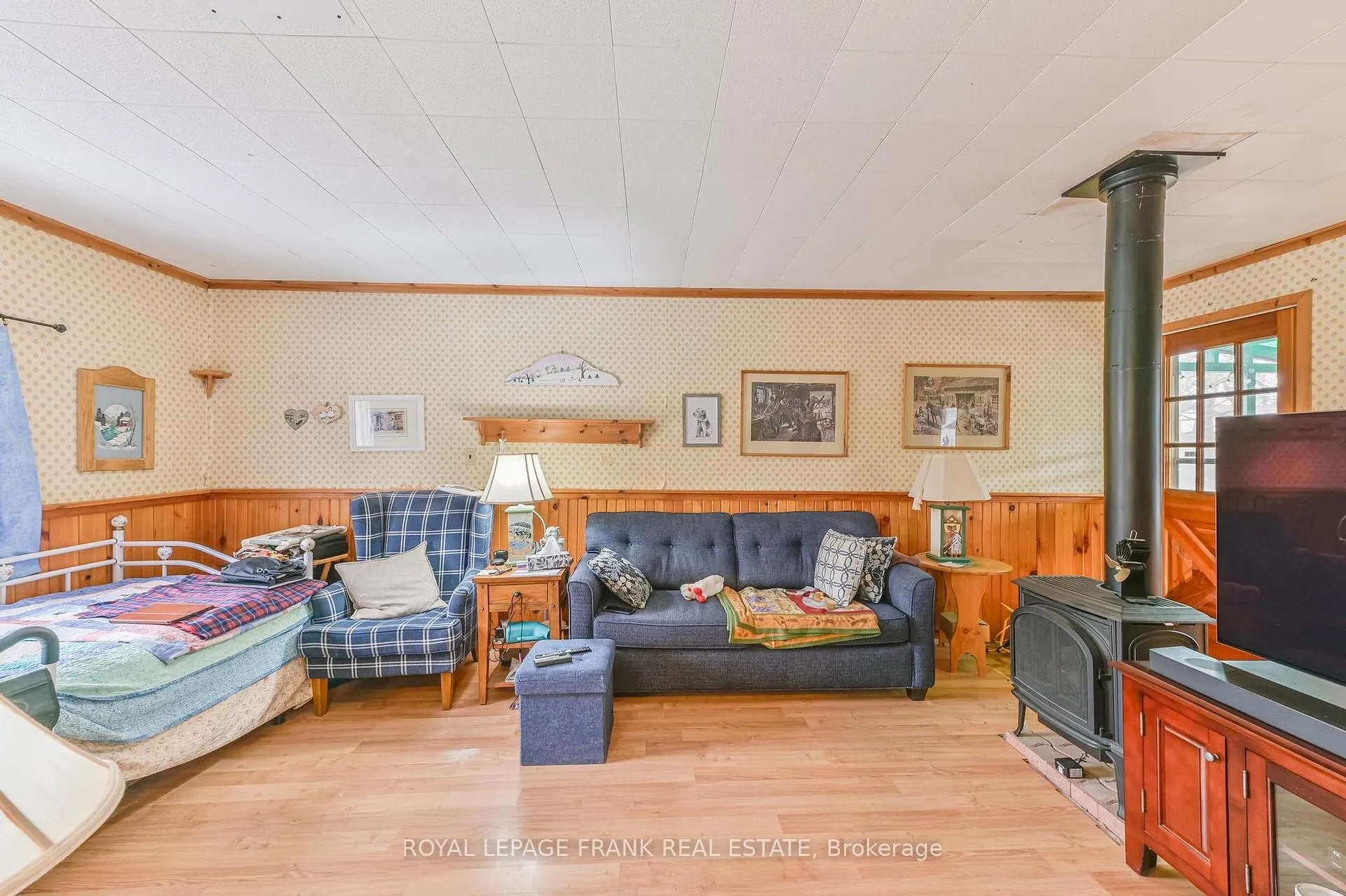 Photo 20 of 865 Parkhill Road W, Peterborough, Monaghan Ward 2 — HOMEH
