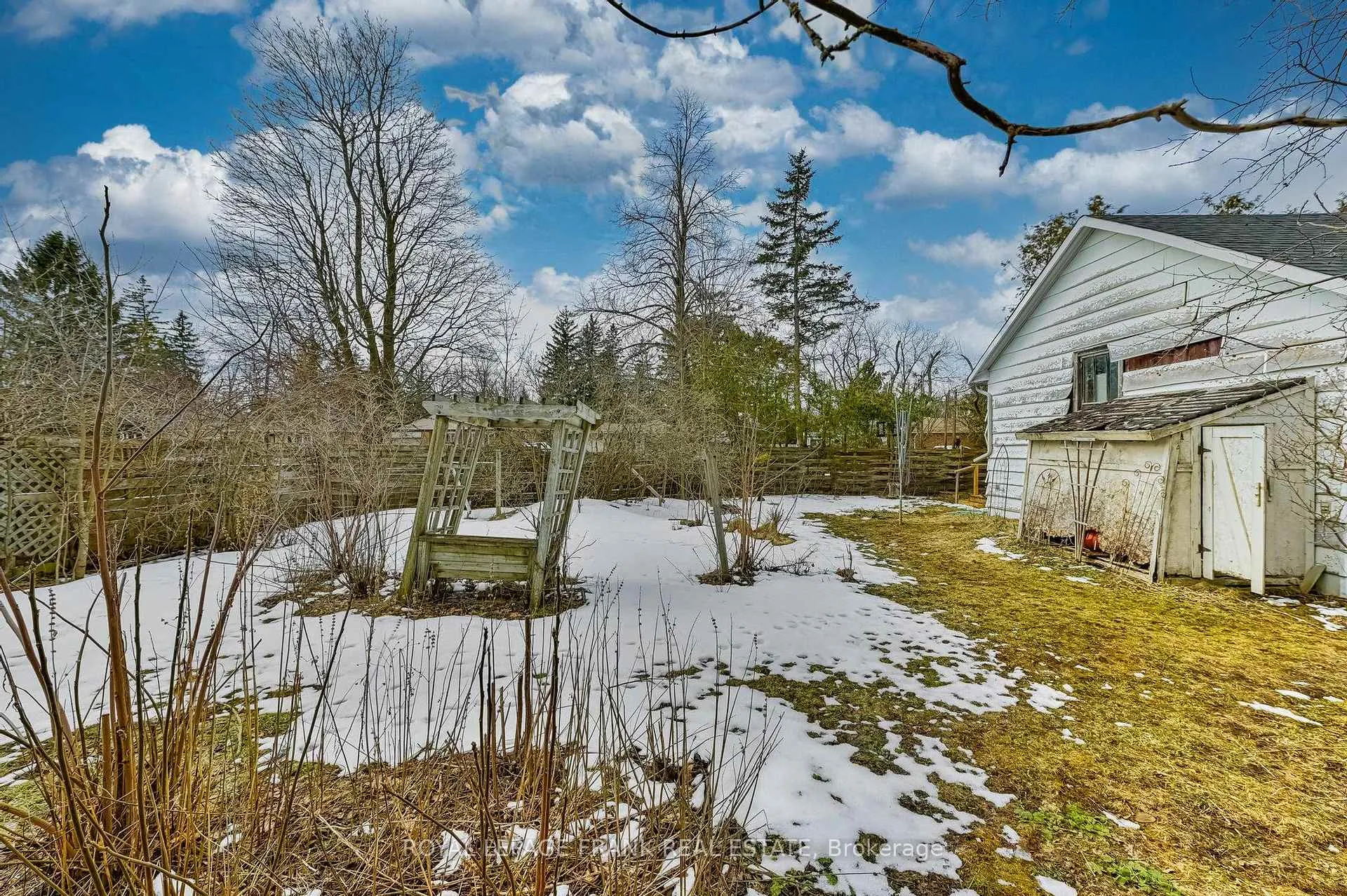 Photo 41 of 865 Parkhill Road W, Peterborough, Monaghan Ward 2 — HOMEH