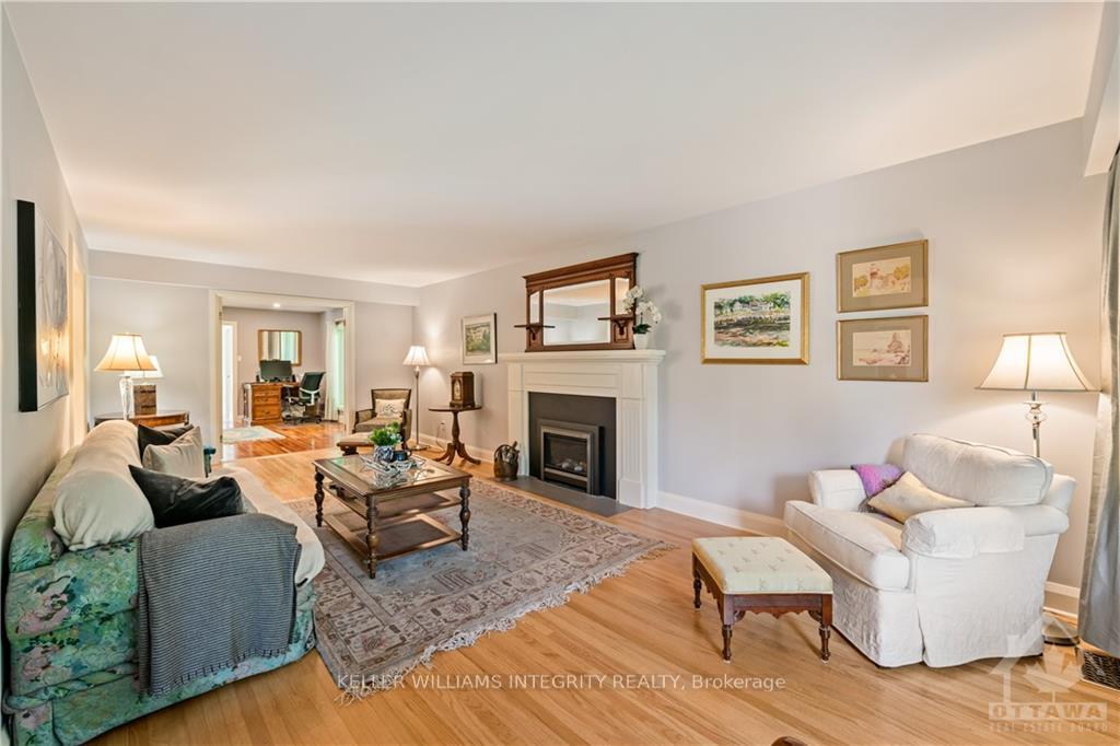 Photo 17 of 10 Riverbrook Road, Ottawa, Arlington Woods — HOMEH