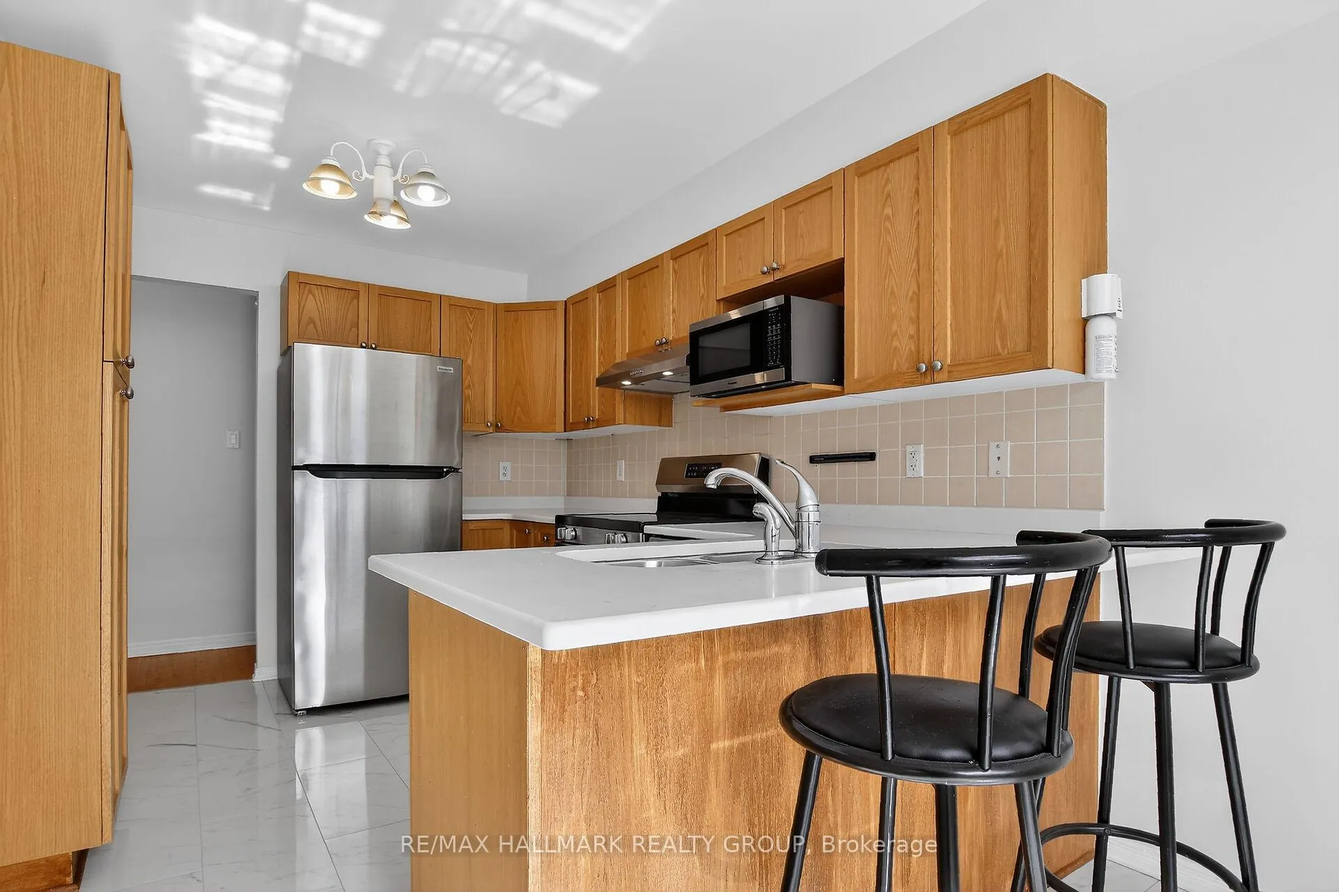 Photo 15 of 1008 Klondike Road N, Ottawa, Kanata - Morgan's Grant/South March — HOMEH