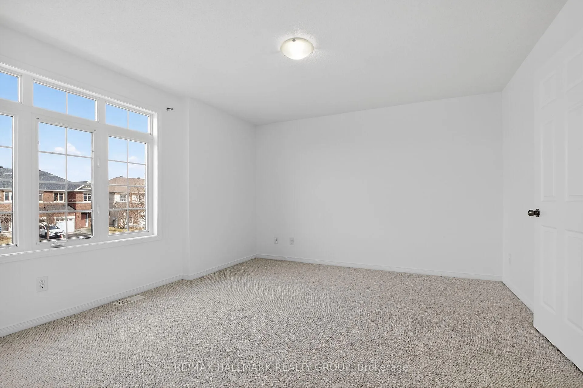 Photo 21 of 1008 Klondike Road N, Ottawa, Kanata - Morgan's Grant/South March — HOMEH