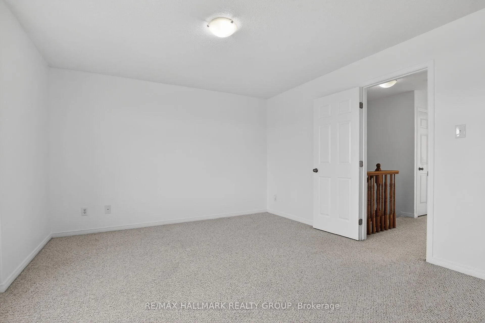 Photo 23 of 1008 Klondike Road N, Ottawa, Kanata - Morgan's Grant/South March — HOMEH