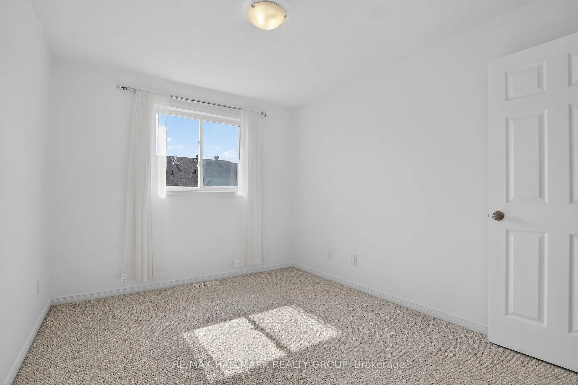 Photo 30 of 1008 Klondike Road N, Ottawa, Kanata - Morgan's Grant/South March — HOMEH