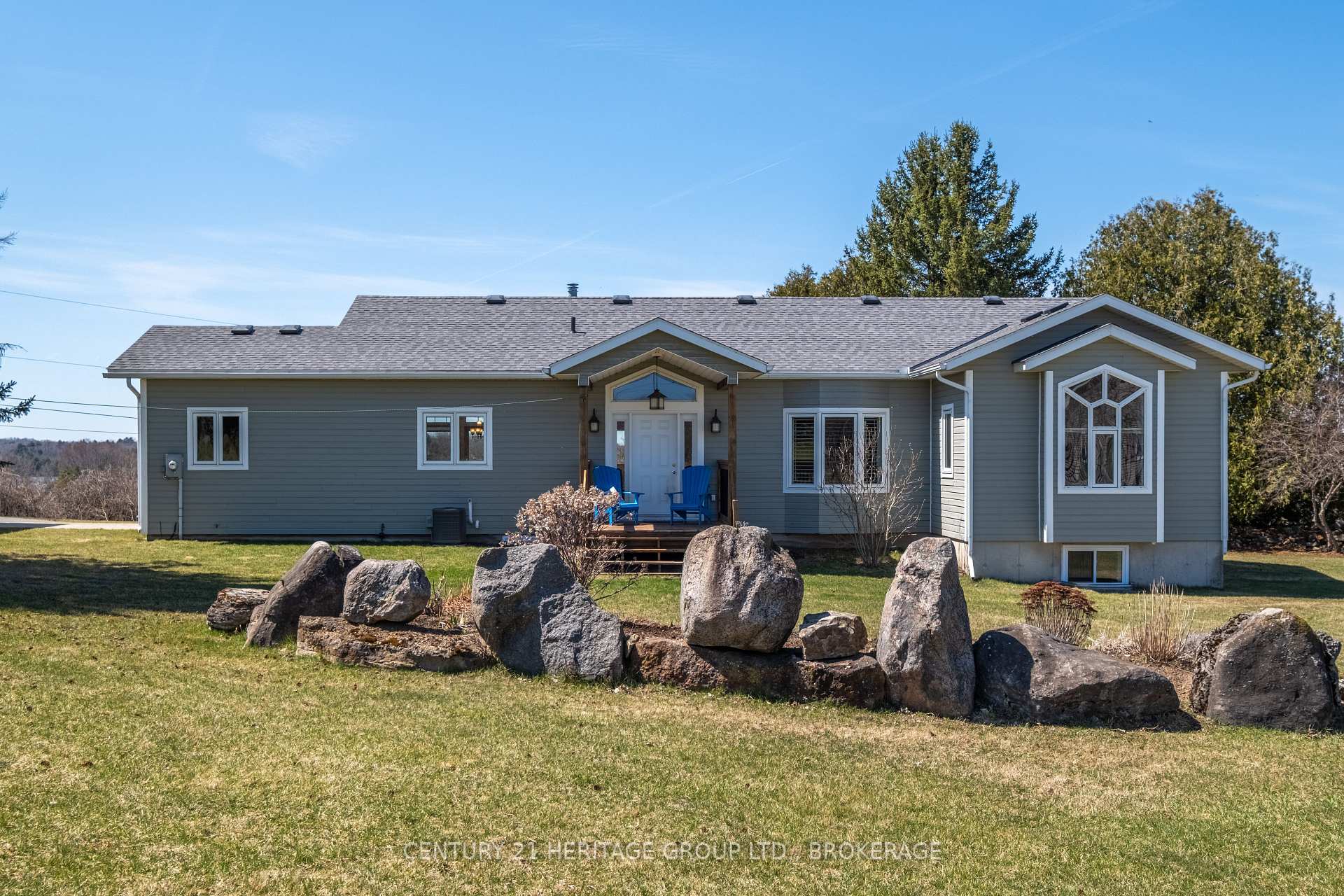Photo 3 of 445 Wolfe Lake Road, Rideau Lakes, Rideau Lakes (North Crosby) Twp — HOMEH