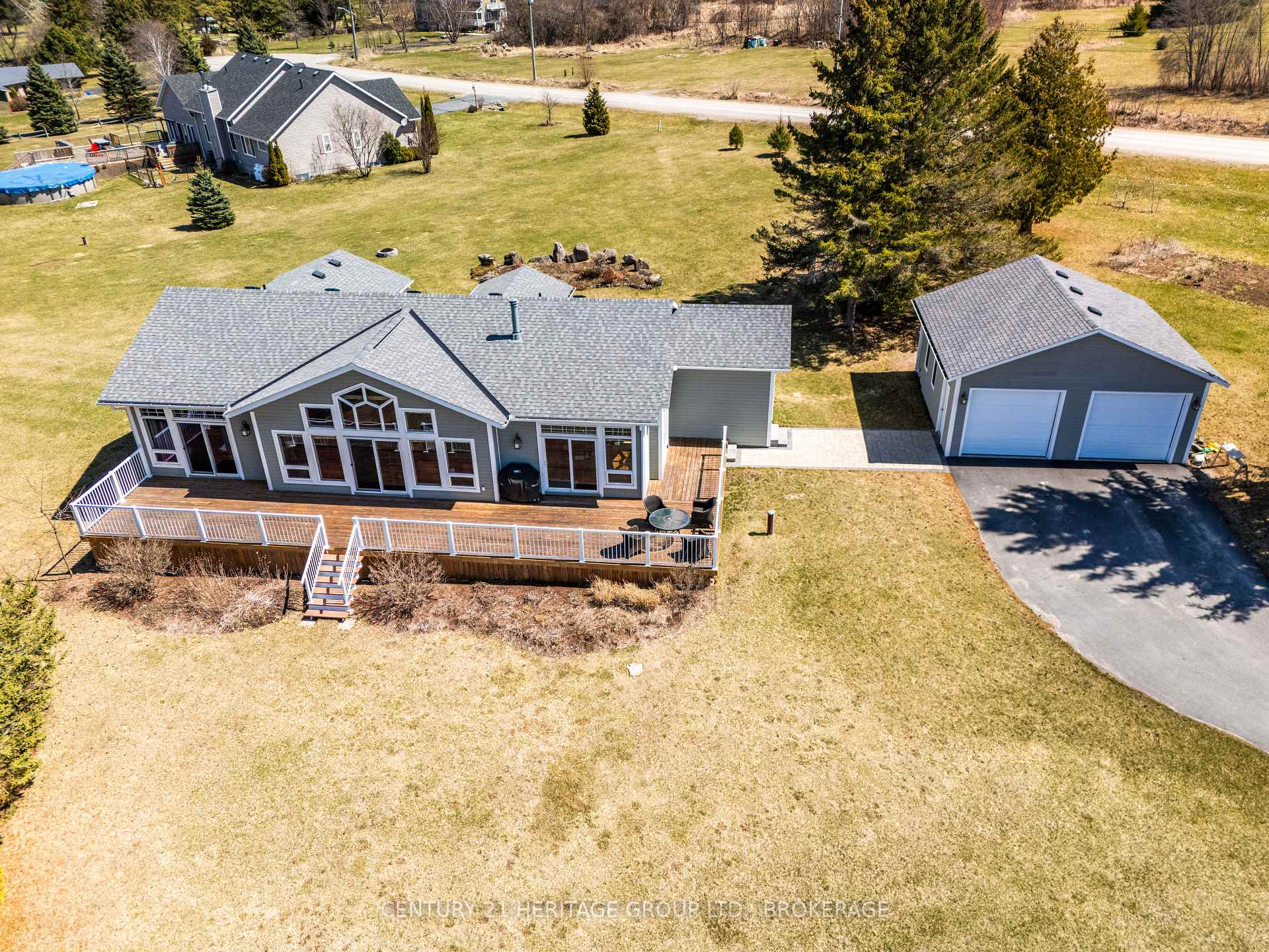 Photo 5 of 445 Wolfe Lake Road, Rideau Lakes, Rideau Lakes (North Crosby) Twp — HOMEH