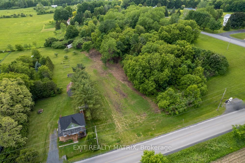 Photo 3 of 4530 Third Line Road, South Glengarry, South Glengarry (Lancaster) Twp — HOMEH