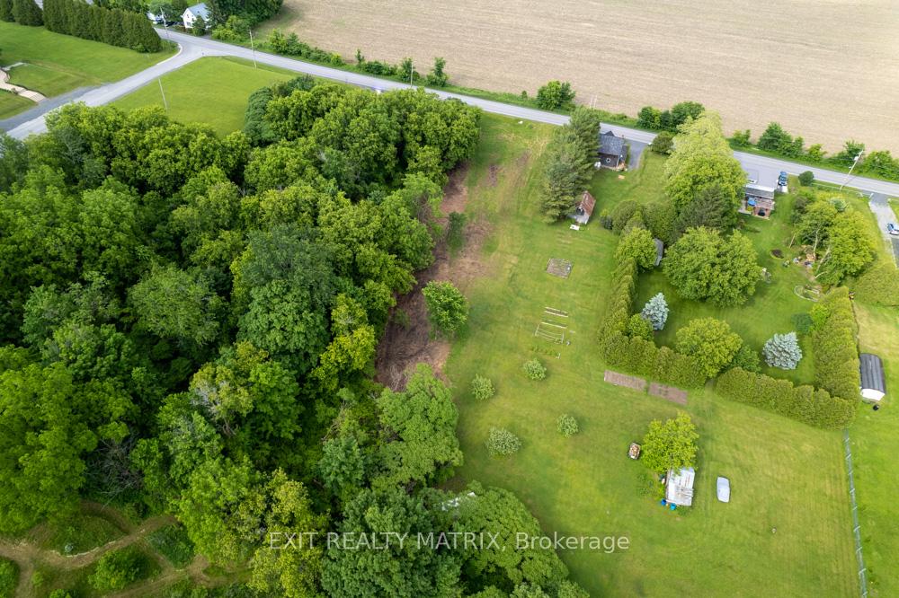Photo 13 of 4530 Third Line Road, South Glengarry, South Glengarry (Lancaster) Twp — HOMEH