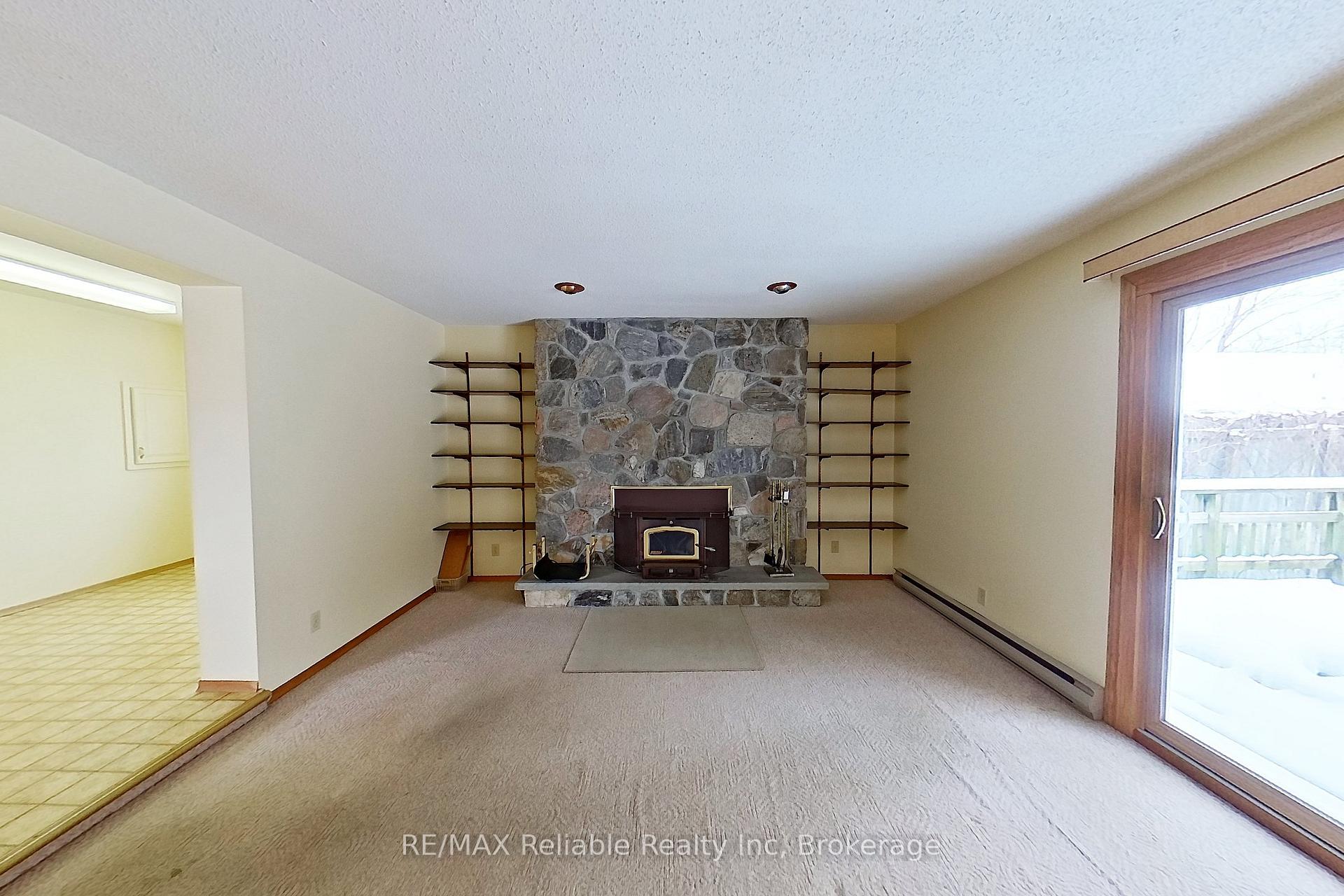Photo 5 of 58 Huron Street W, South Huron, Exeter — HOMEH