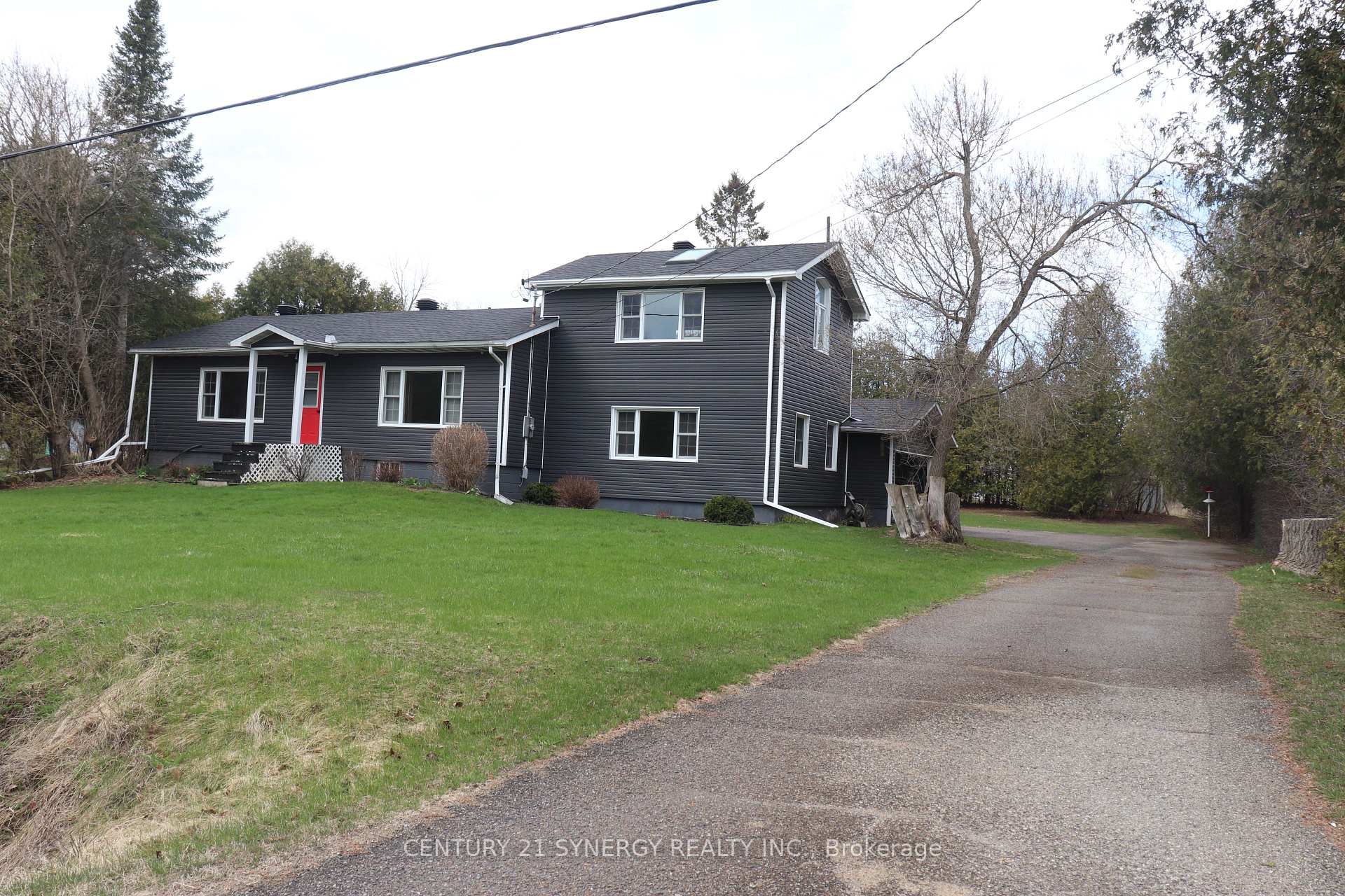Front of 352 Highway 15, Smiths Falls