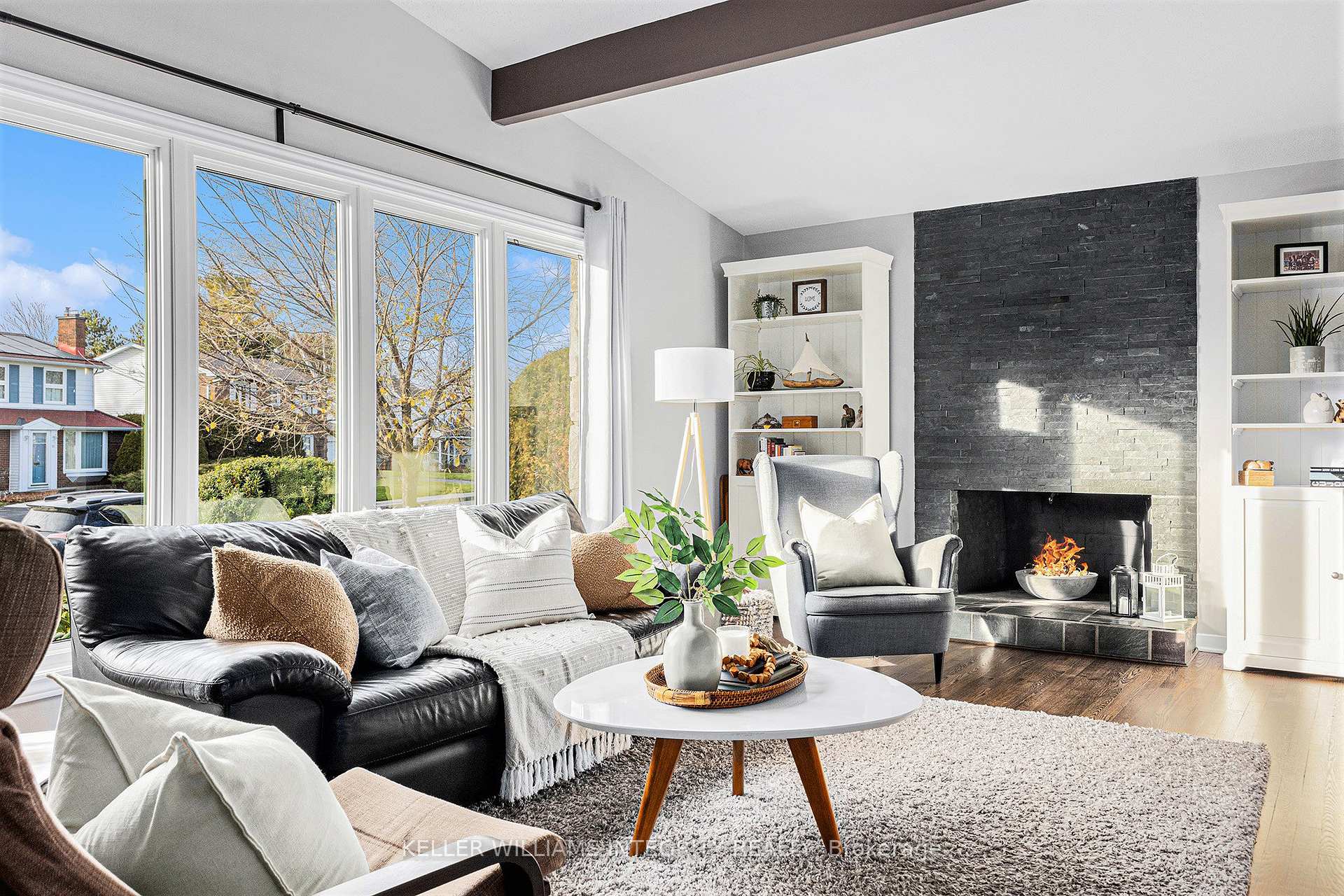 Photo 2 of 88 Ashgrove Crescent, Ottawa, Briargreen — HOMEH