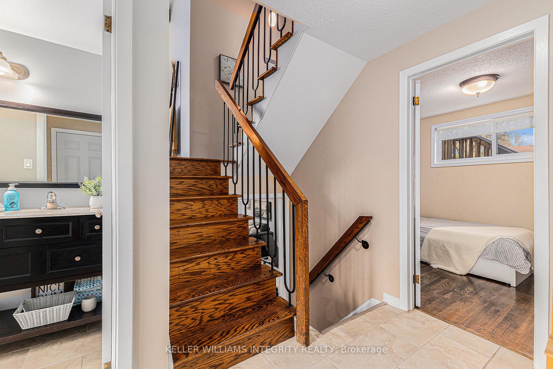 Photo 16 of 88 Ashgrove Crescent, Ottawa, Briargreen — HOMEH
