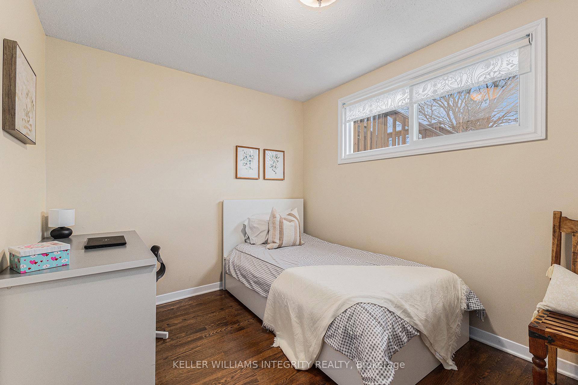 Photo 17 of 88 Ashgrove Crescent, Ottawa, Briargreen — HOMEH
