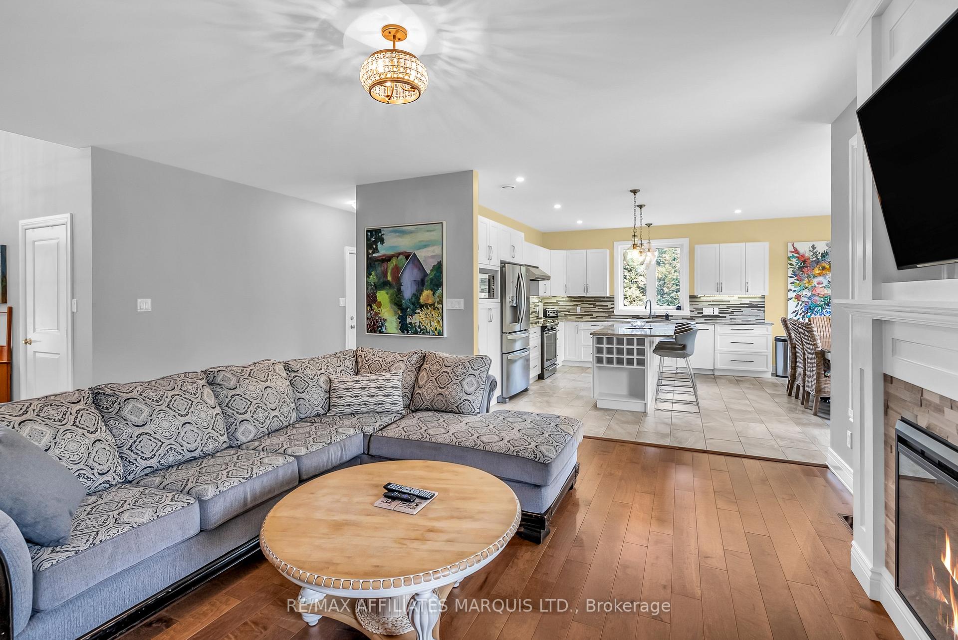 Photo 8 of 18497 Glen Road, South Glengarry, South Glengarry (Charlottenburgh) Twp — HOMEH