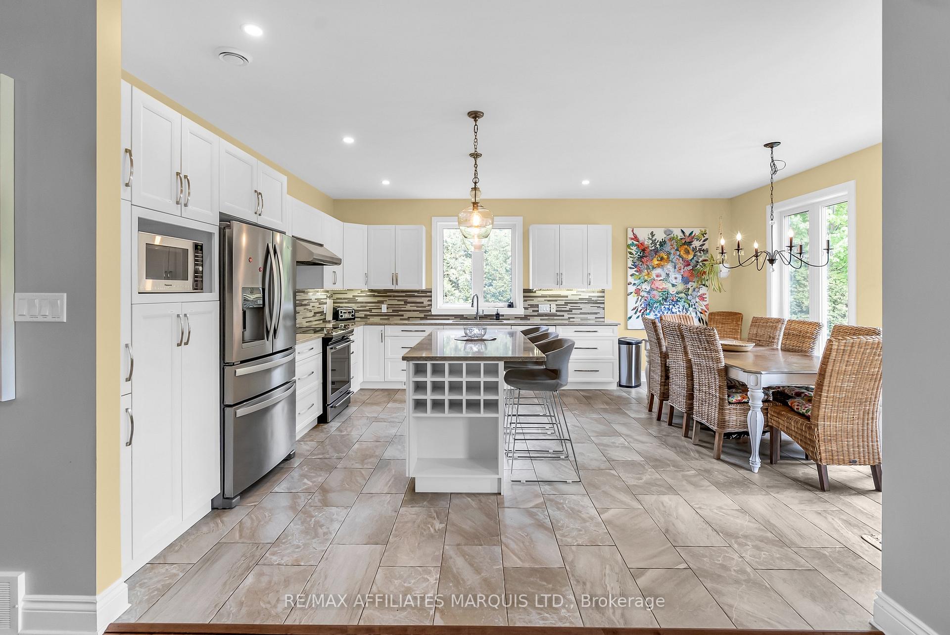 Photo 9 of 18497 Glen Road, South Glengarry, South Glengarry (Charlottenburgh) Twp — HOMEH