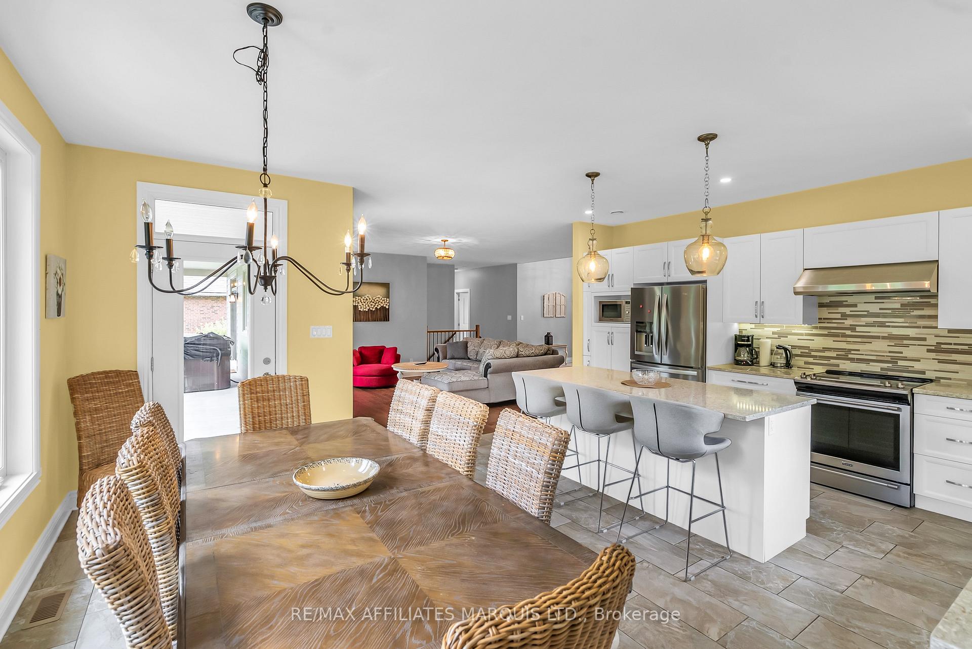 Photo 17 of 18497 Glen Road, South Glengarry, South Glengarry (Charlottenburgh) Twp — HOMEH