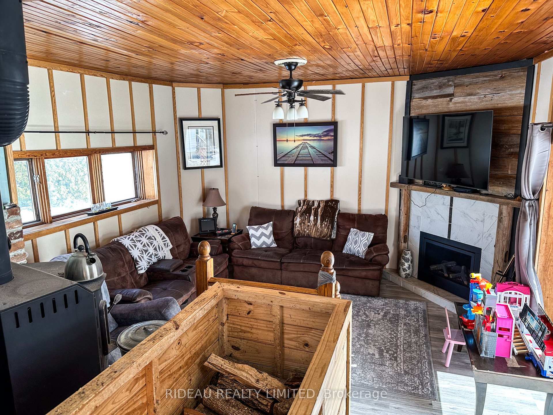 Photo 6 of 293 Summers Road, Rideau Lakes, Rideau Lakes (South Crosby) Twp — HOMEH